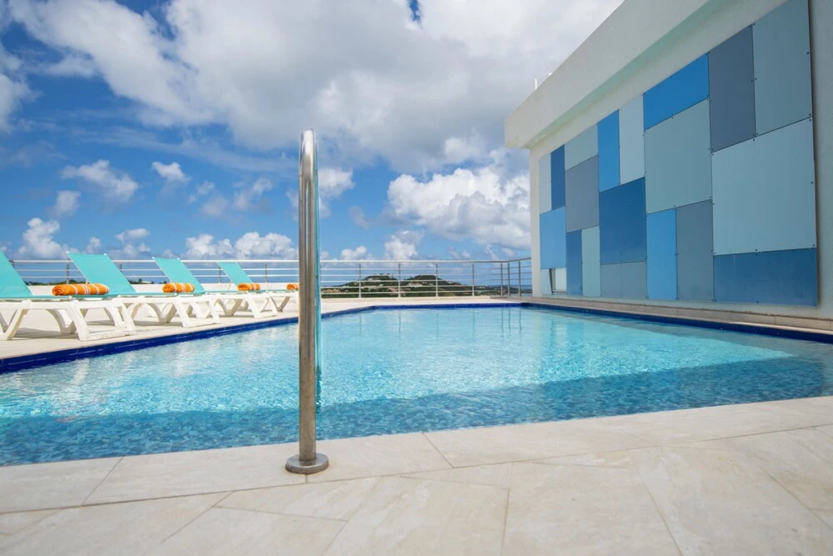 Blue Mall Residence Condos