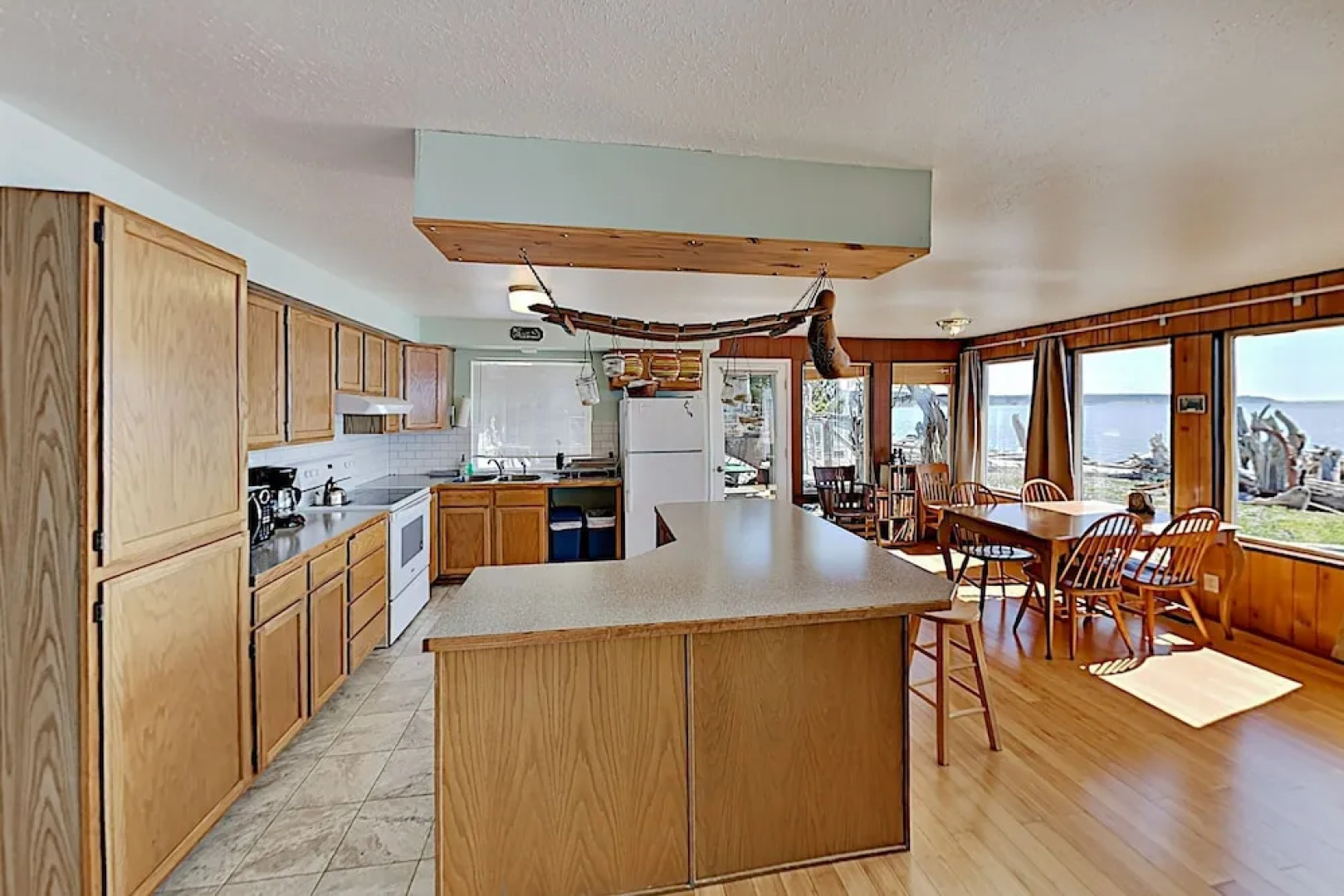 Beachfront Gem In Coupeville 3 Bedroom Home