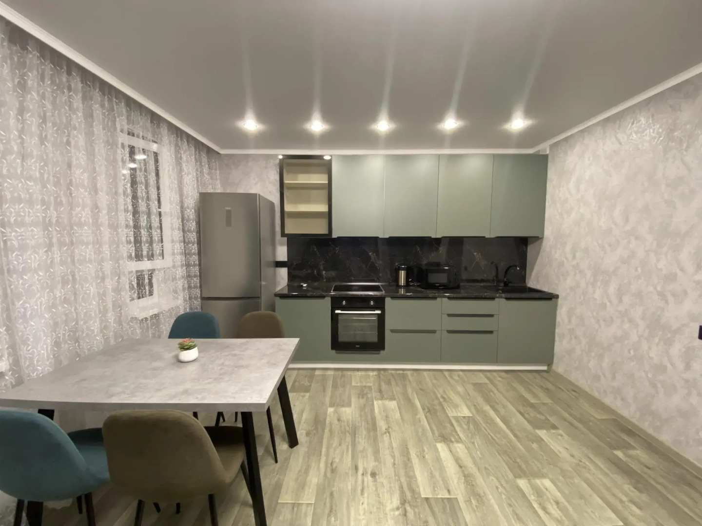 Moon72 (Мун72) на улице Сергея Джанбровского 4к1