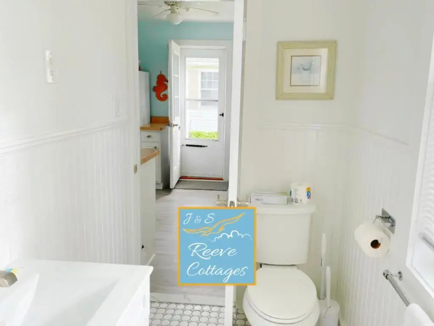 Premier Waterfront Cottage 2