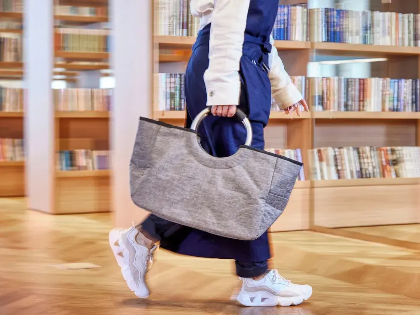 IN THE LIBRARY hotel and books TOKOROZAWA