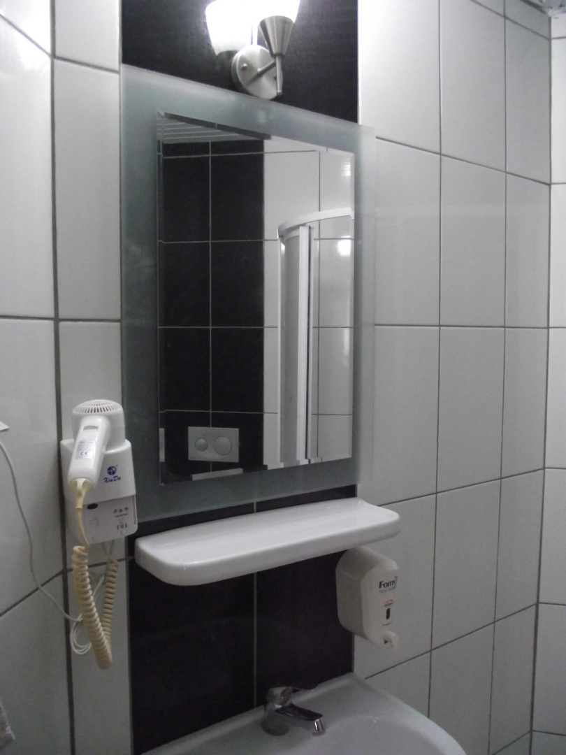 Golden Star Hotel