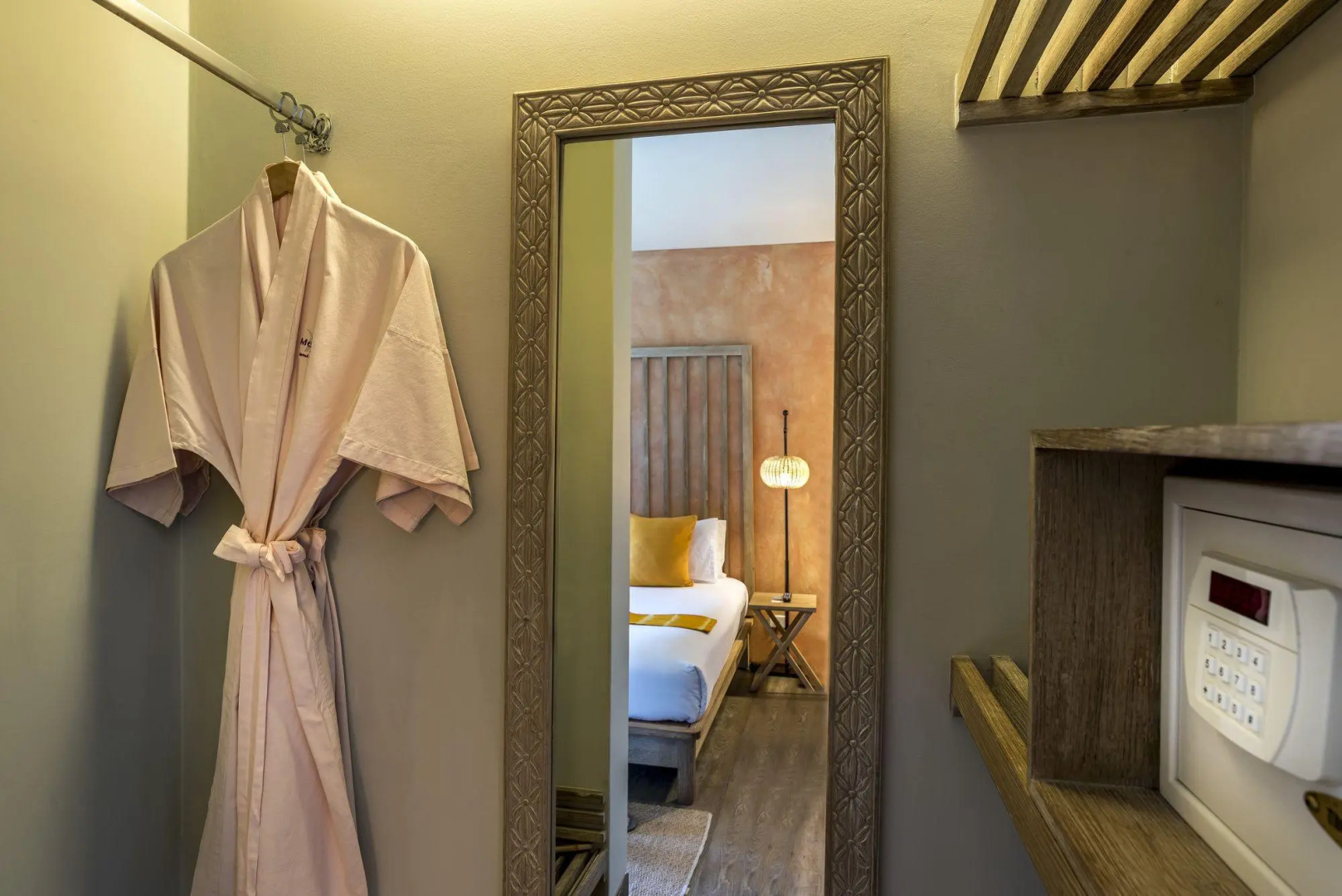 Отель Mercure Samui Chaweng Tana