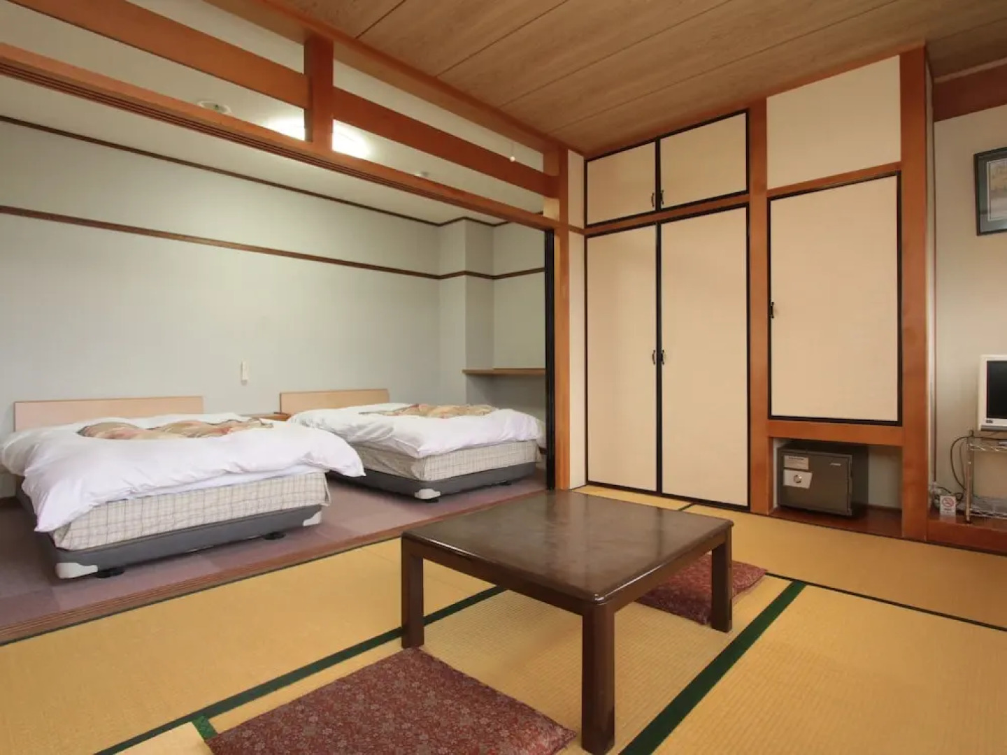 Kokumin Shukusha Enasansou