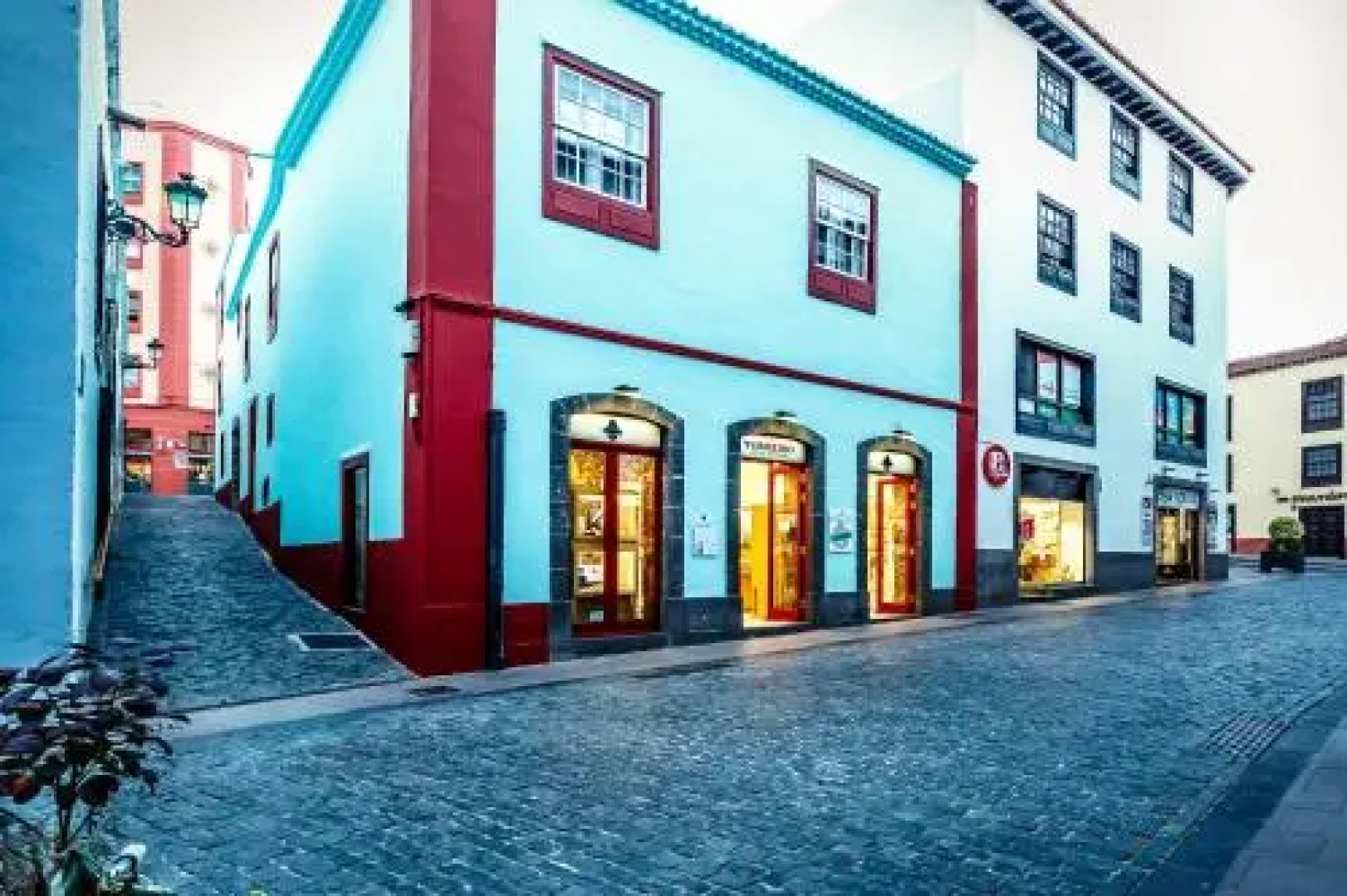 Suites & Apartments Calle Real