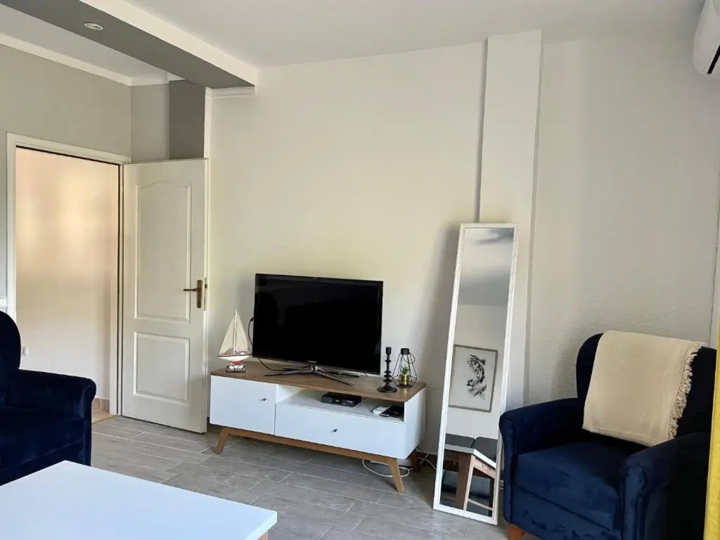 Lovely apartment with stunning view on Kotor Bay