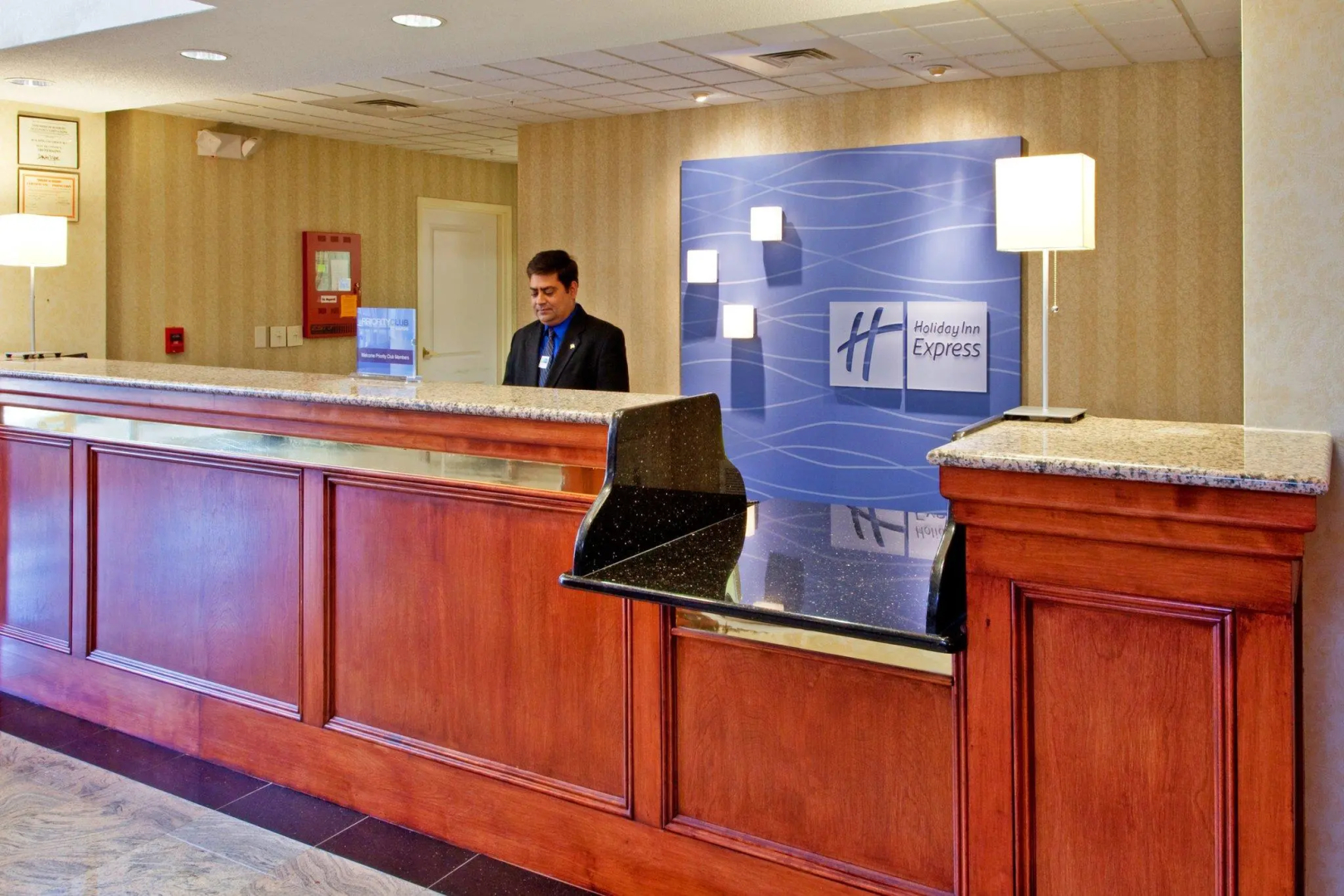 Holiday Inn Express Hotel & Stes Mt. Arlington Rockaway Area by IHG