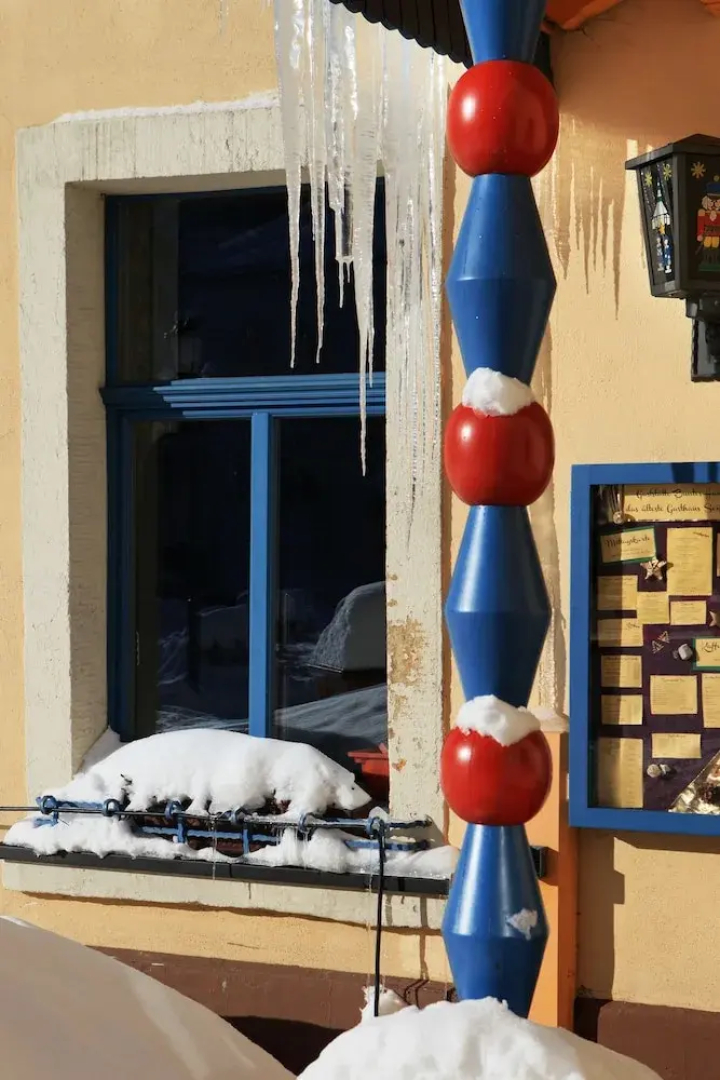 Buntes Haus Seiffen - Hotel Erbgericht