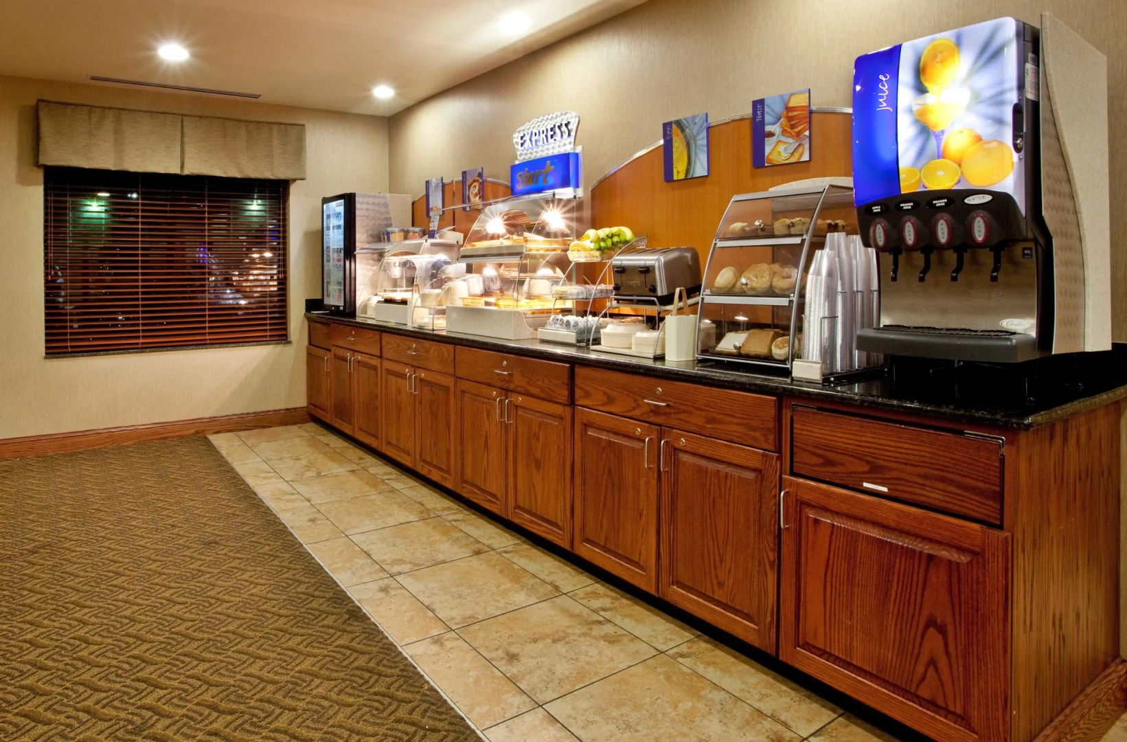 Holiday Inn Express Hotel & Suites Lewisburg by IHG