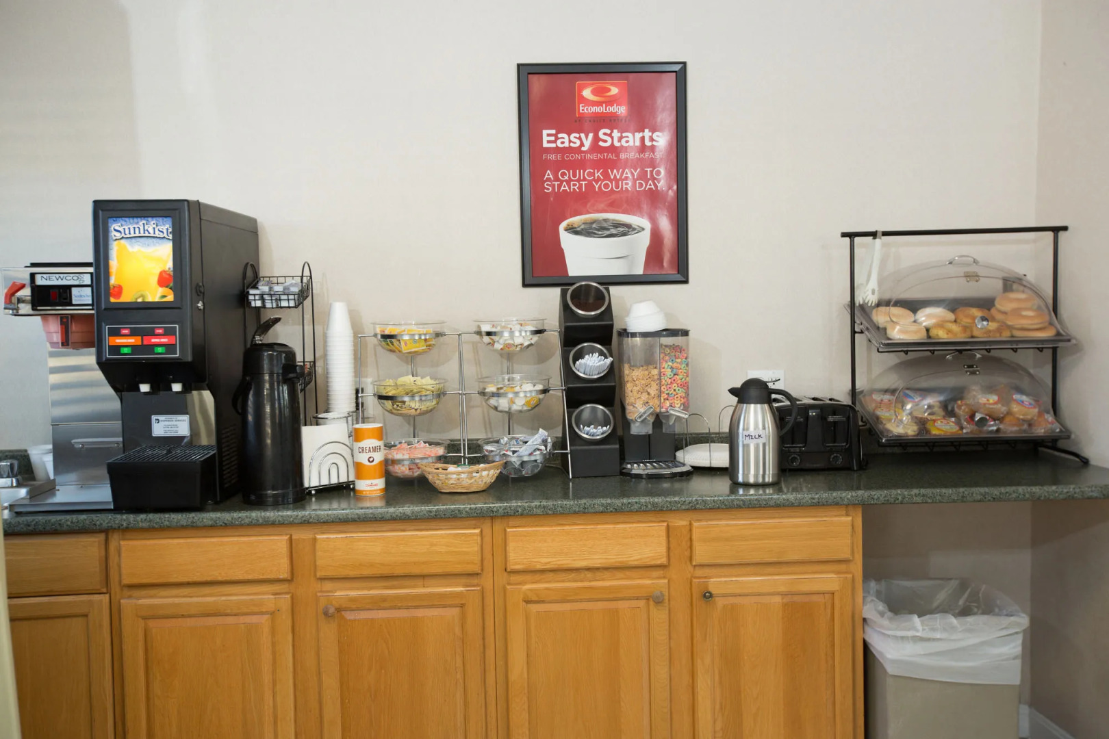 Econo Lodge Sturbridge Route 20