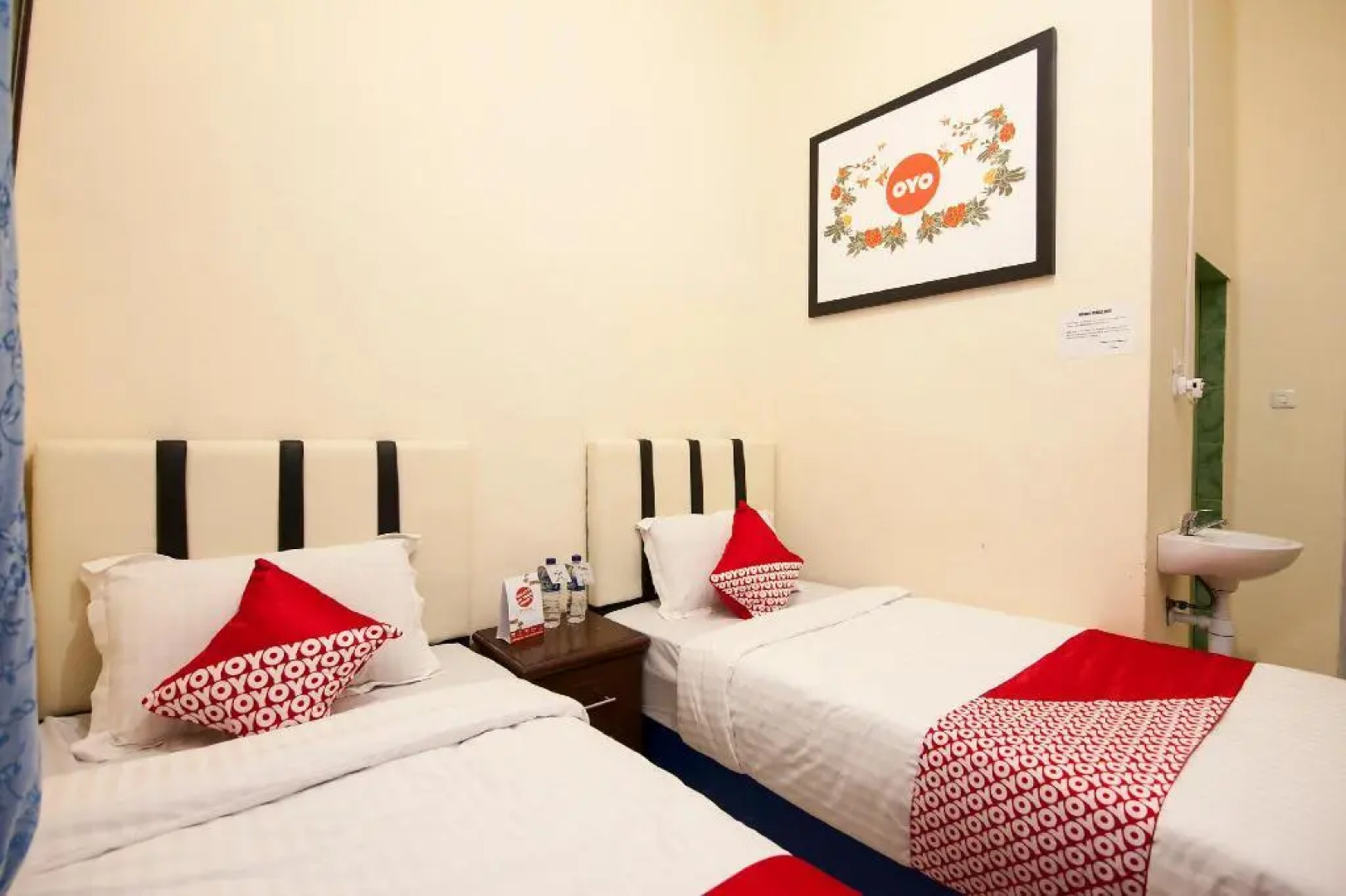 OYO 719 Penginapan Panatapan Almonsari Resort