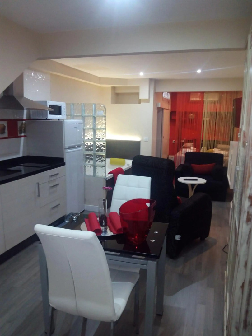 Loft jacuzzi lila Casa Ermita San Antonio