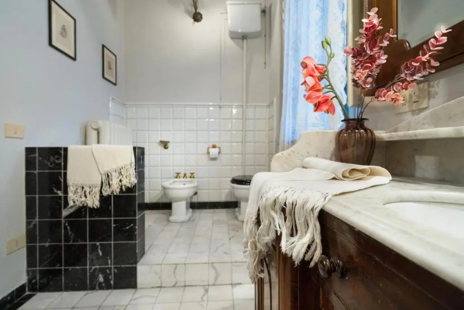 Villa Ines. Un tuffo nell 800 a due passi da Lucca