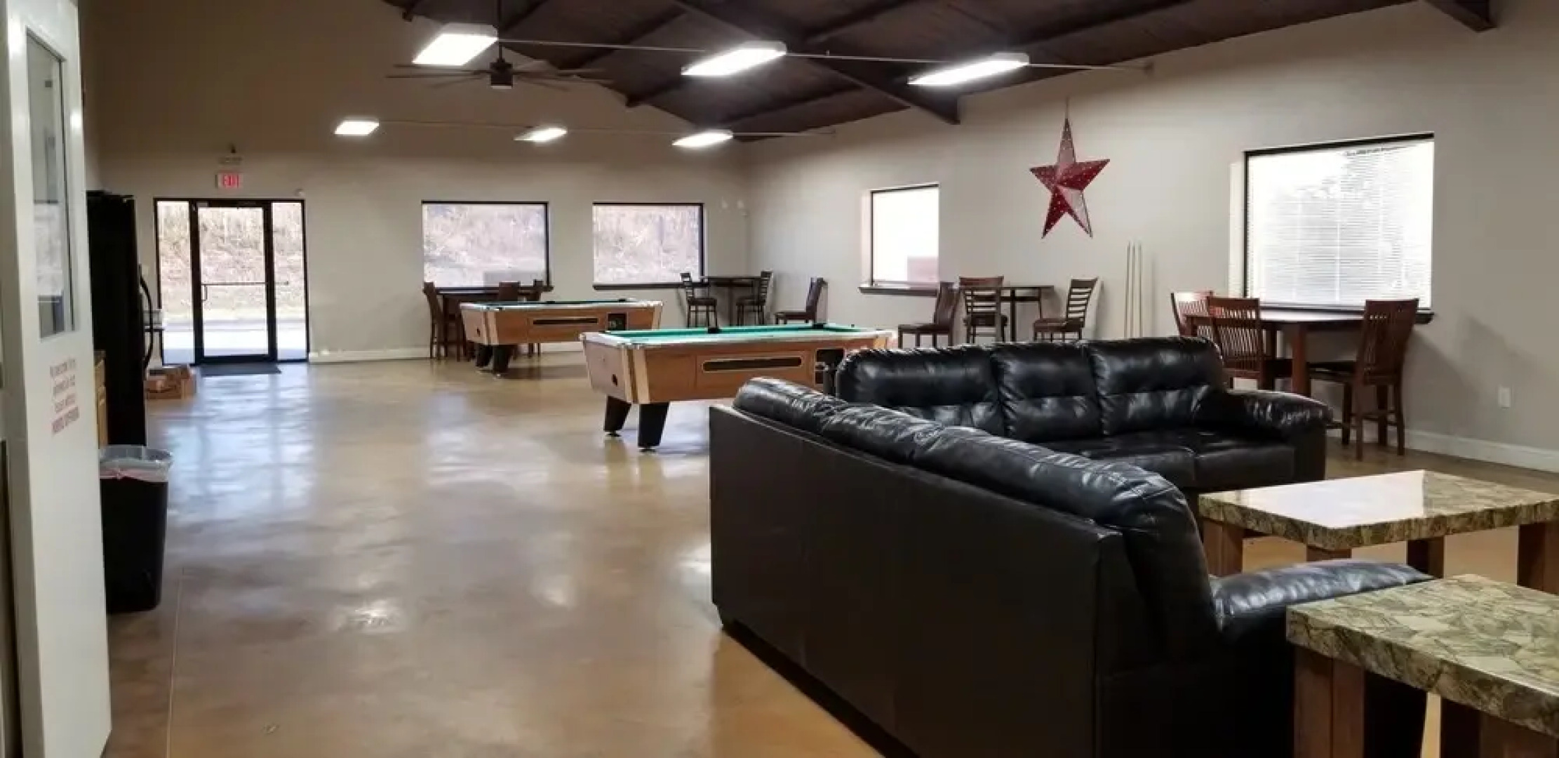 Elite Cabins and RV Park