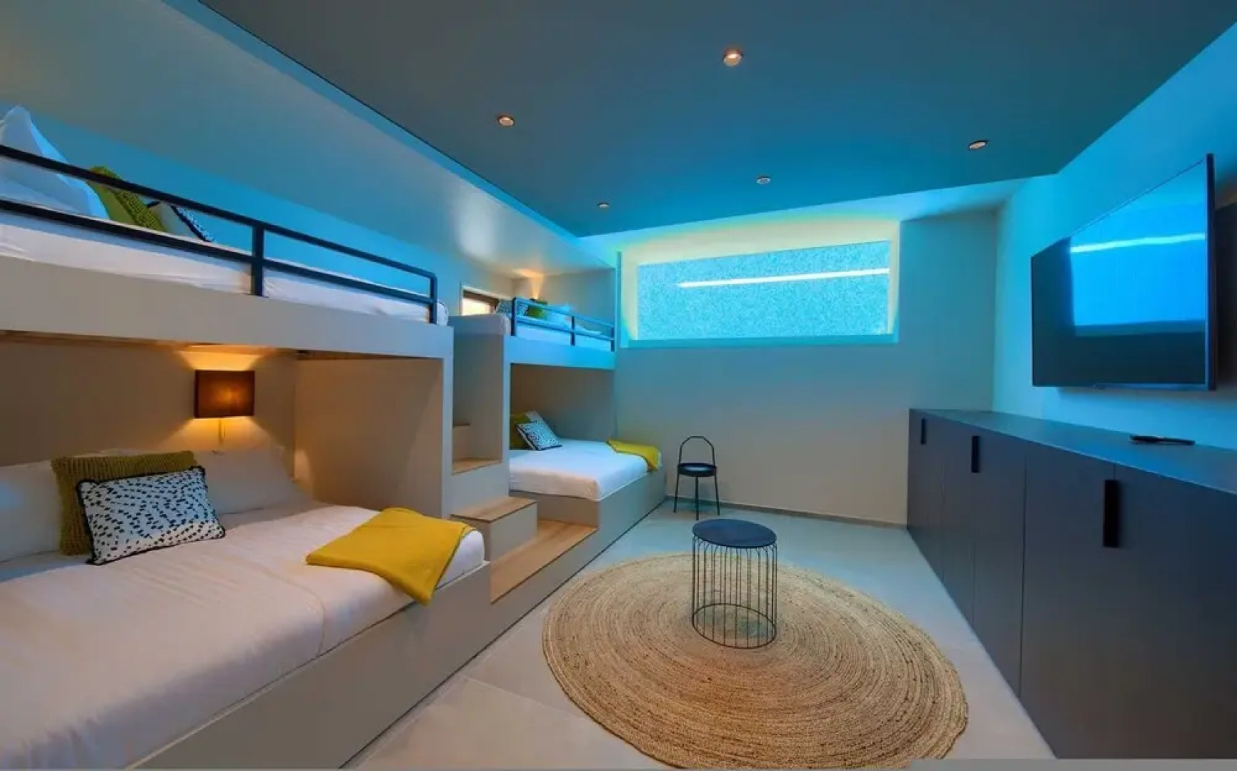 Villa Lady With Heated Pool Jacuzzi and Sauna