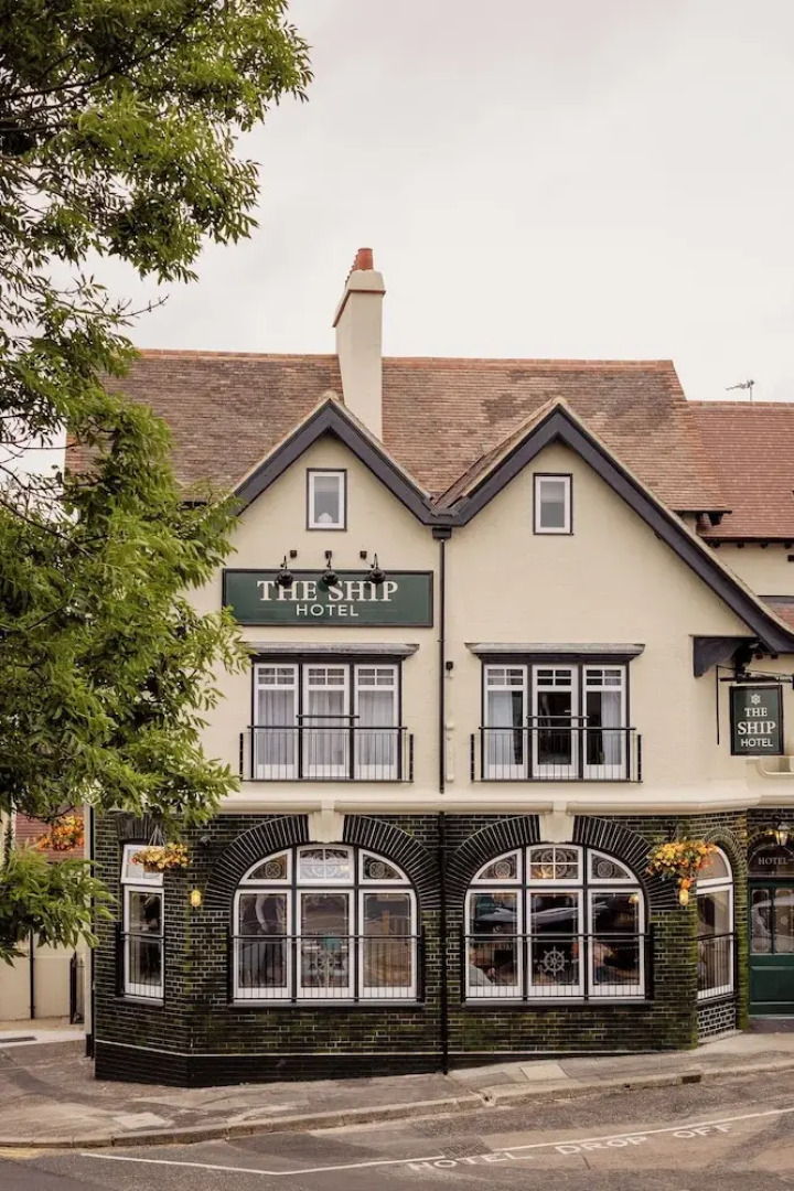 The Ship Hotel