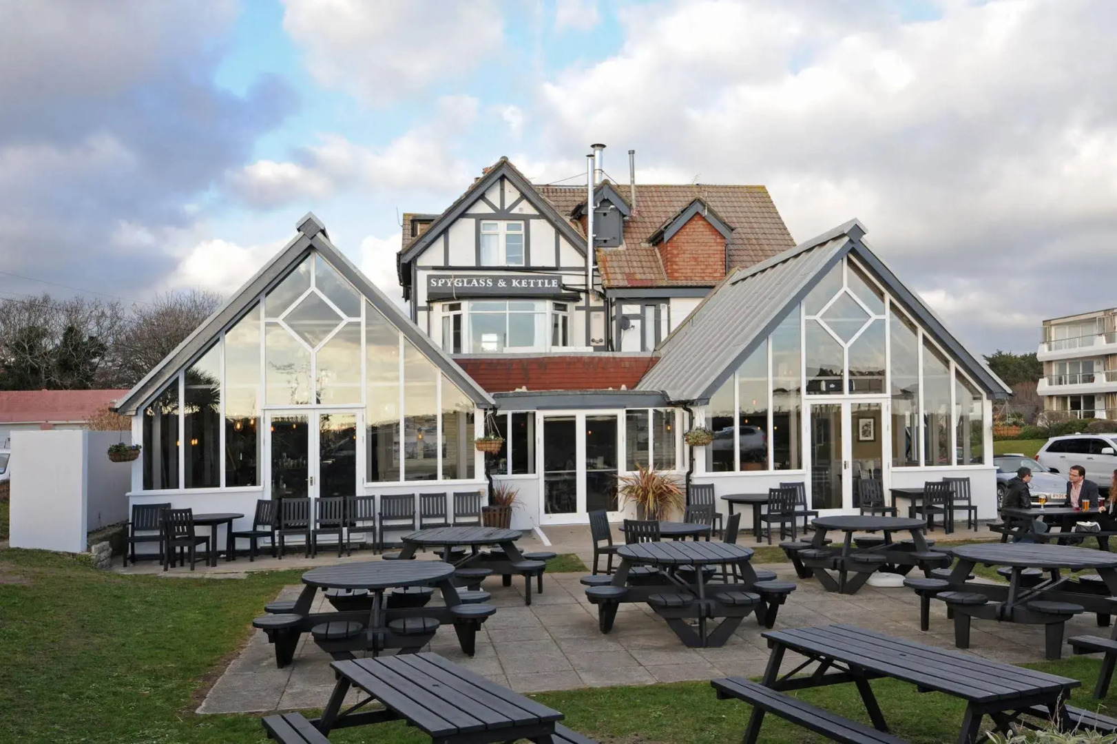 The Spyglass and Kettle