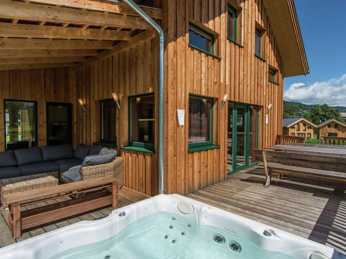 Attractive Chalet With Whirlpool
