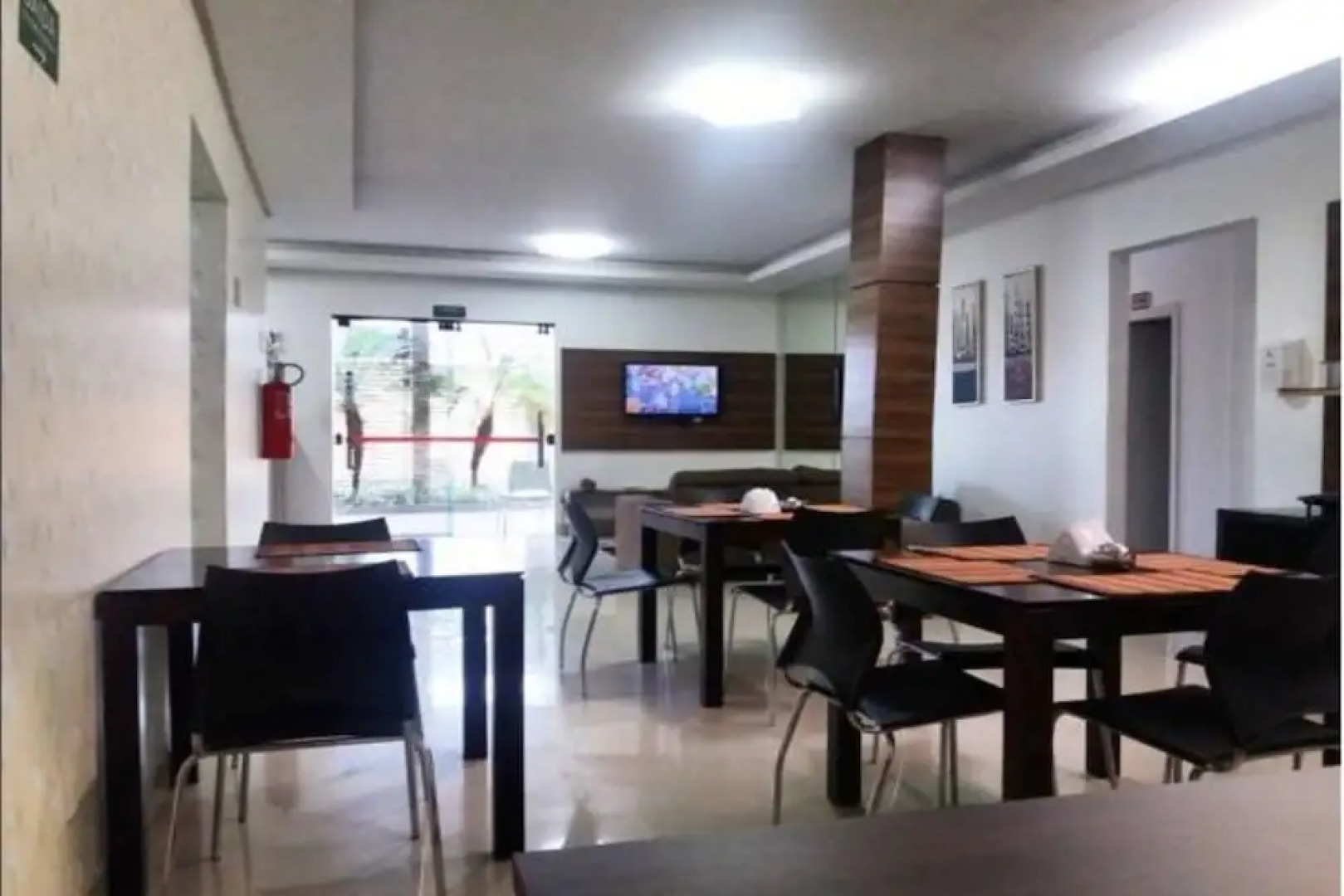 Hotel Malibu Candeias