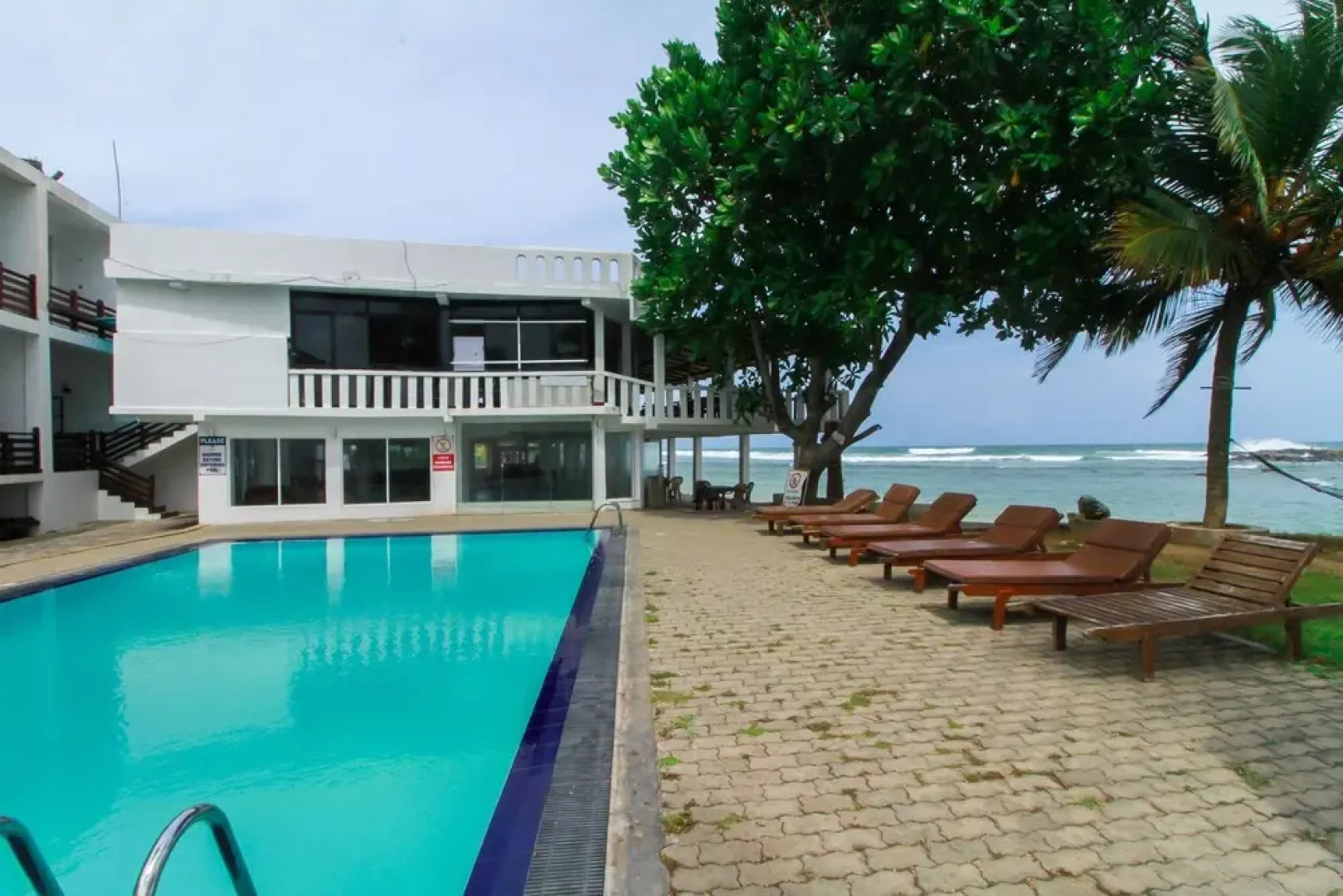 OYO 251 Milton Beach Resort