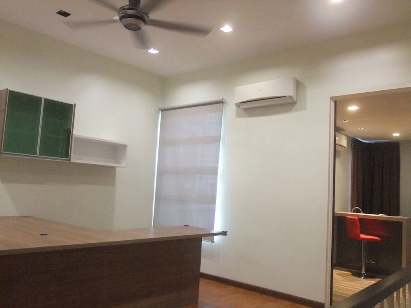 iBook 1 - Luxury Holiday Homestay