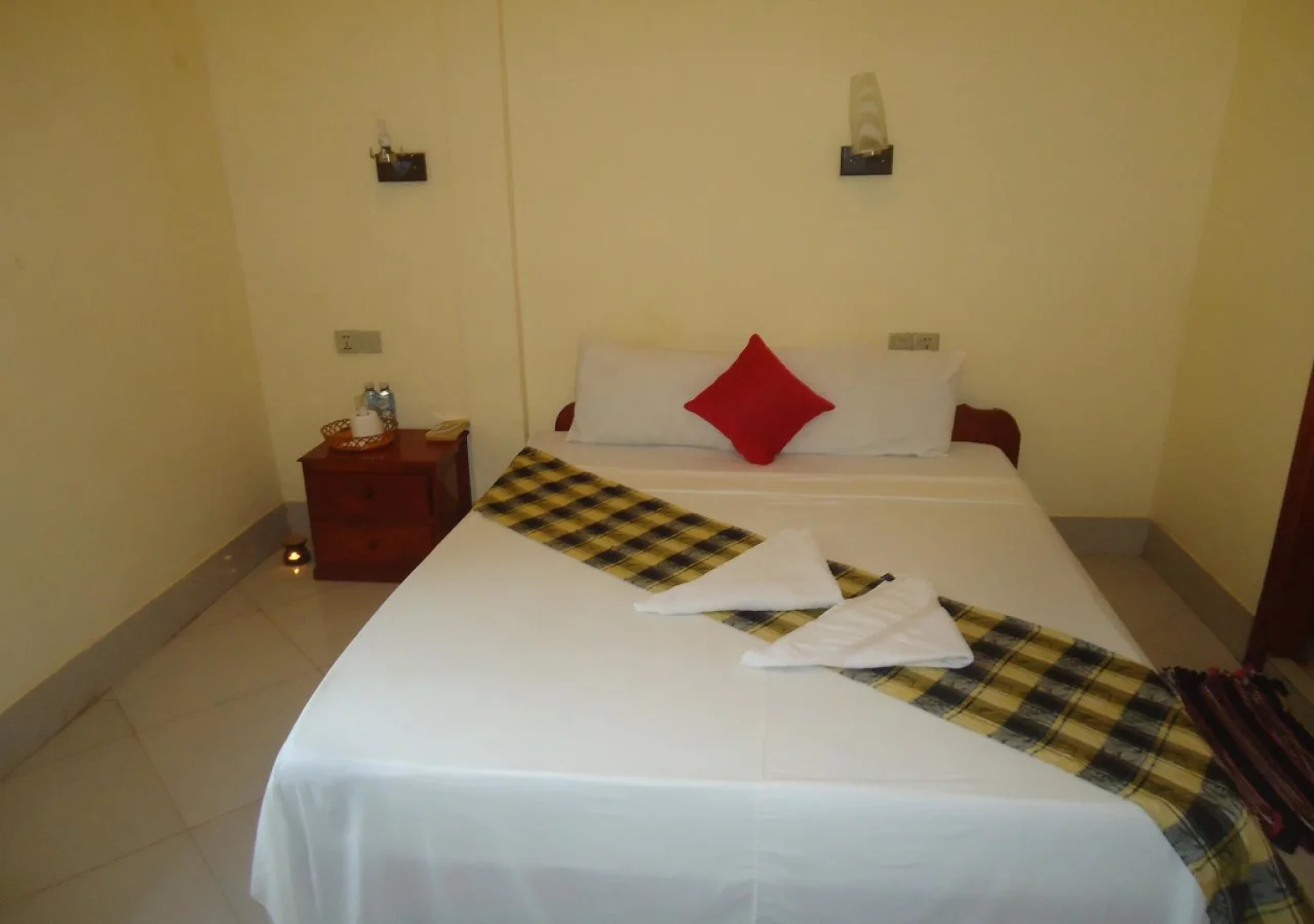 Brise de Kep Guesthouse & Restaurant