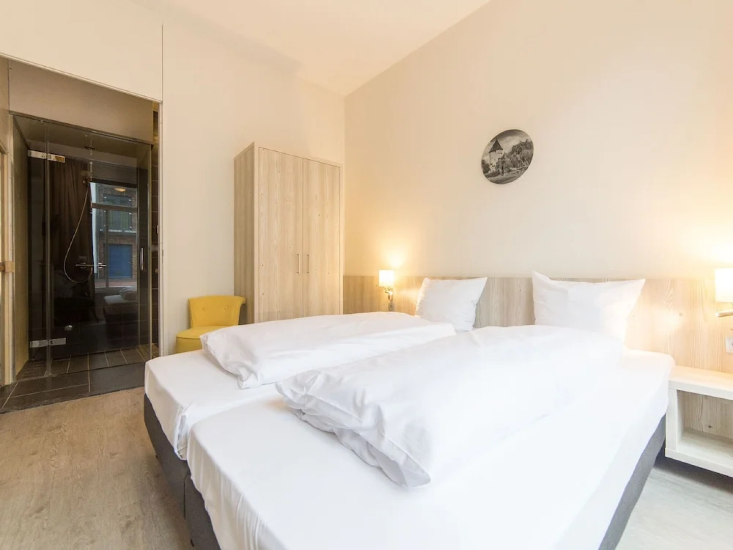 Luxurious Apartment With Bubble Bath