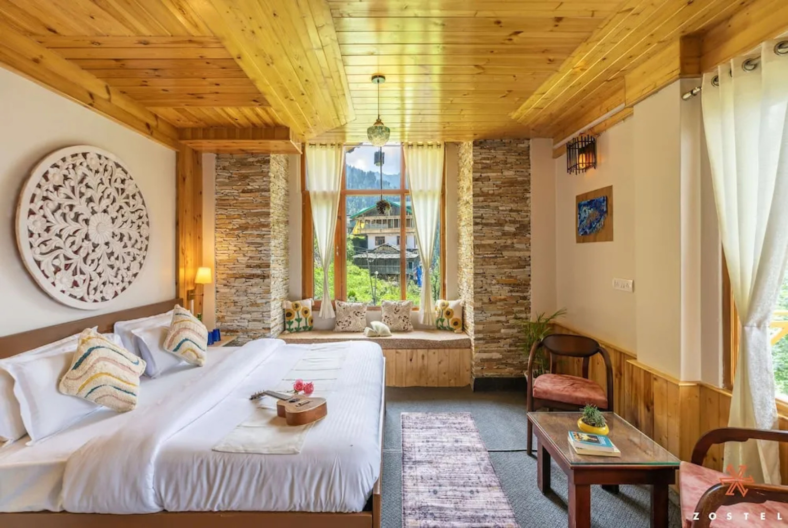 Zostel Shoja - Jibhi