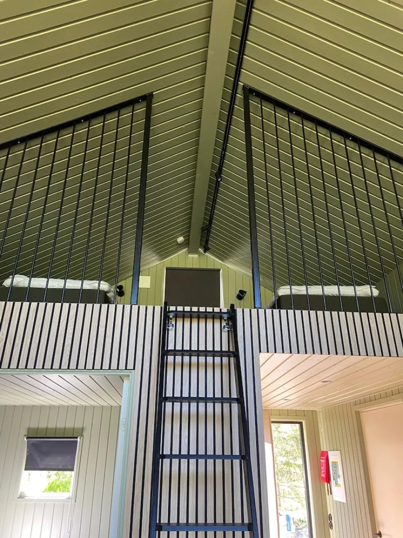 Mavens Kustnära Stugor