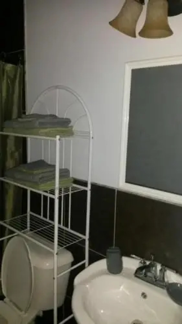 Pete's Guest House Studio