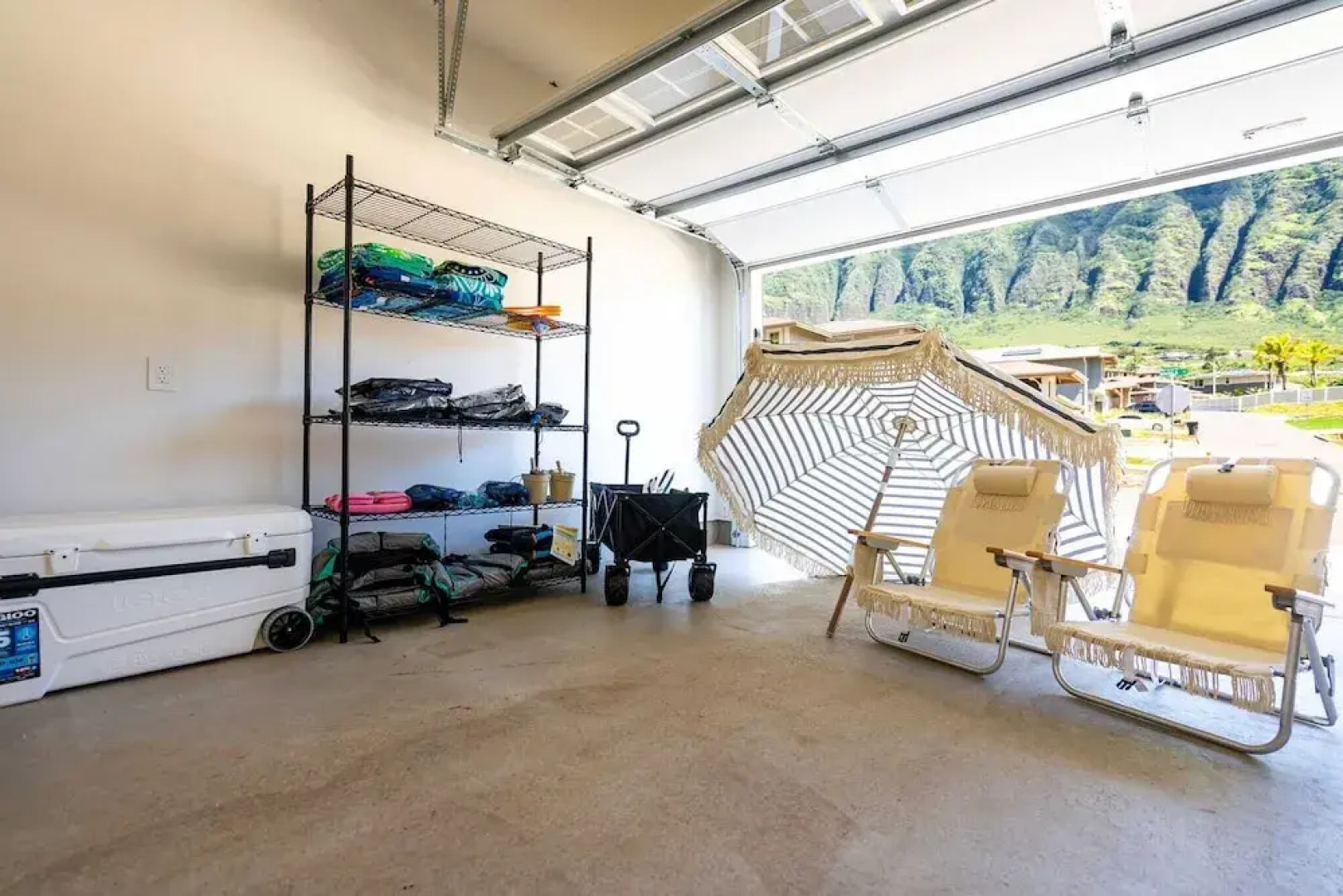 Alaula by Avantstay Gated Security Home w Valley, Ocean Views!