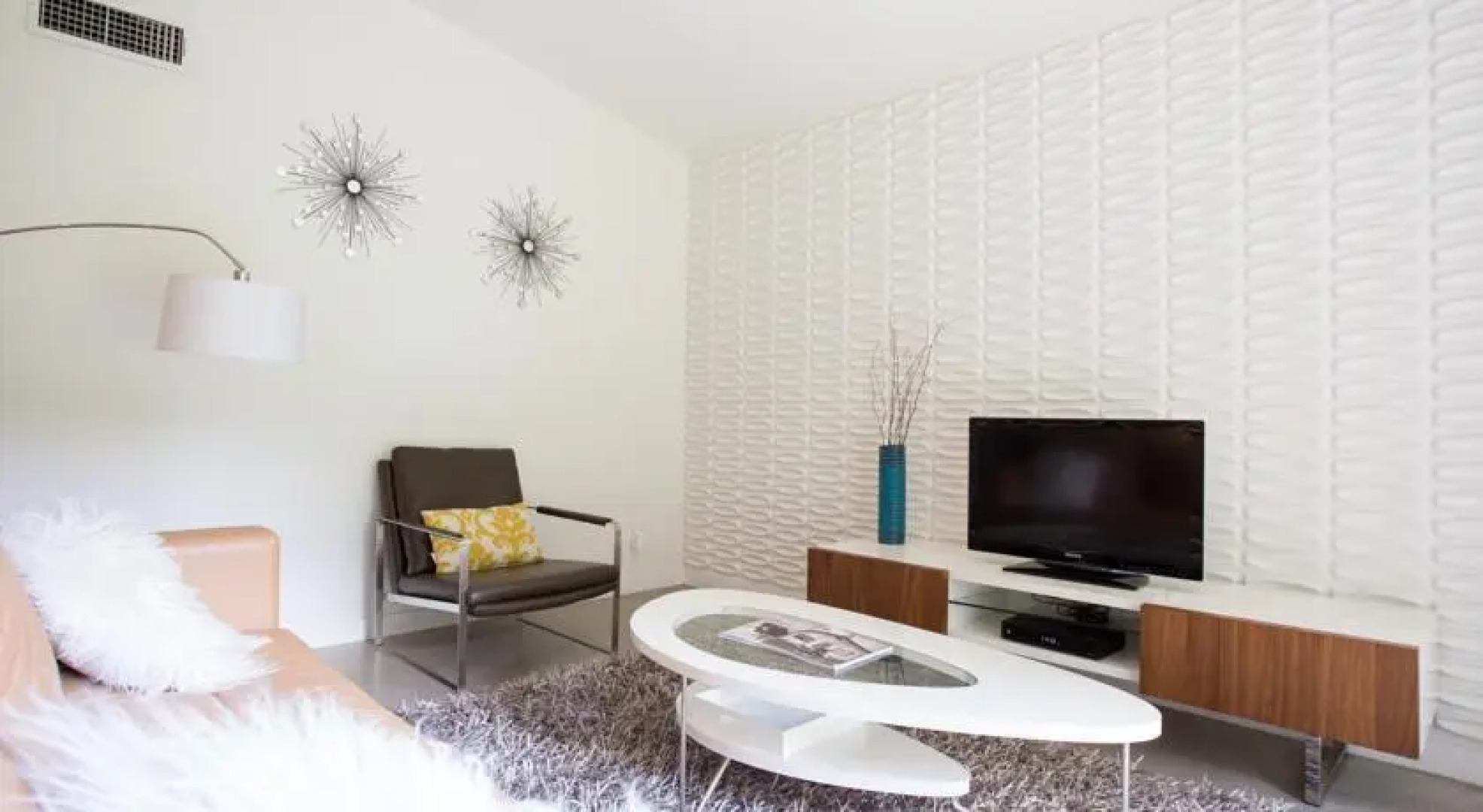 Travis Heights Modern II