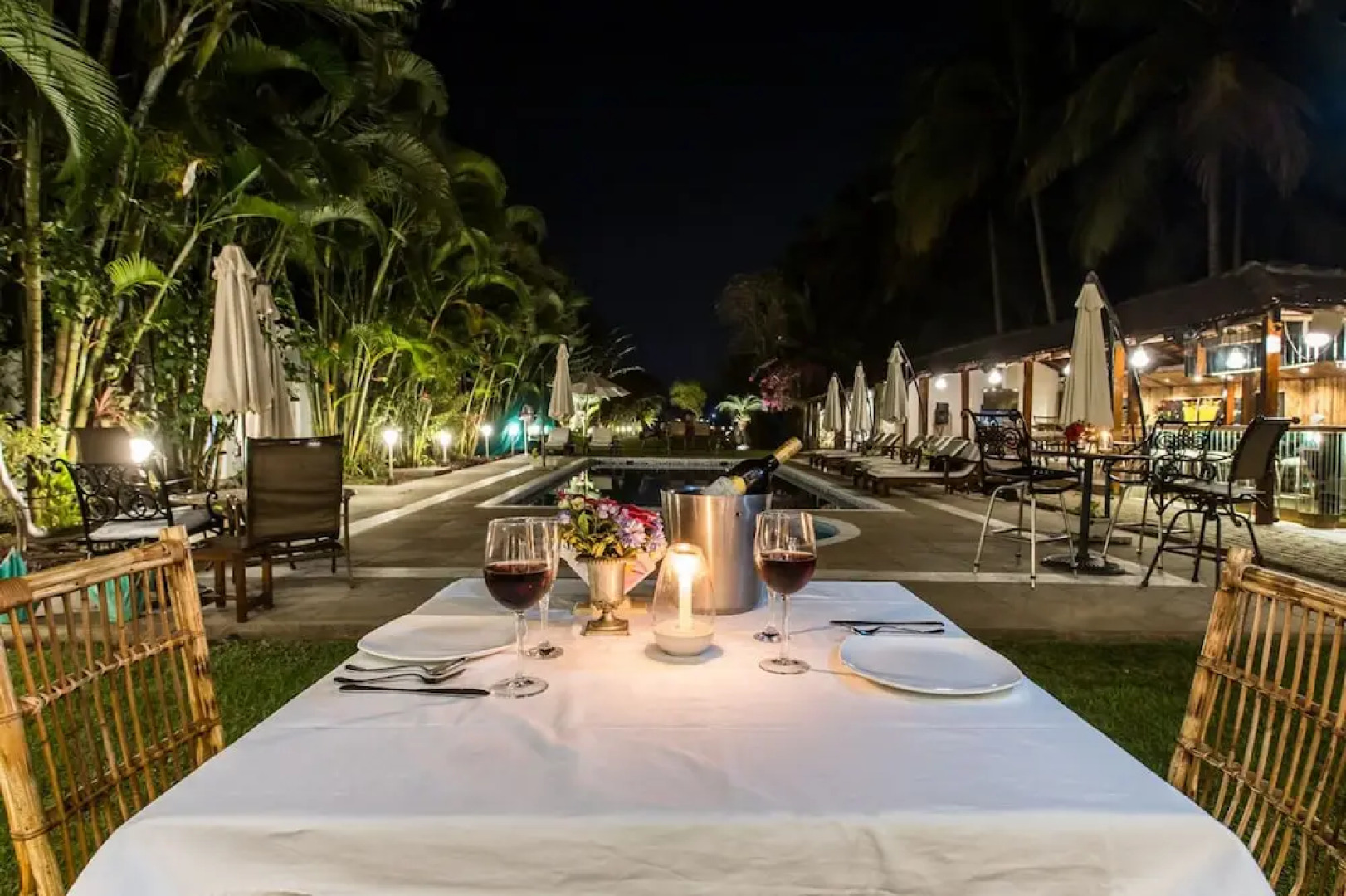 Safira River Front Resort