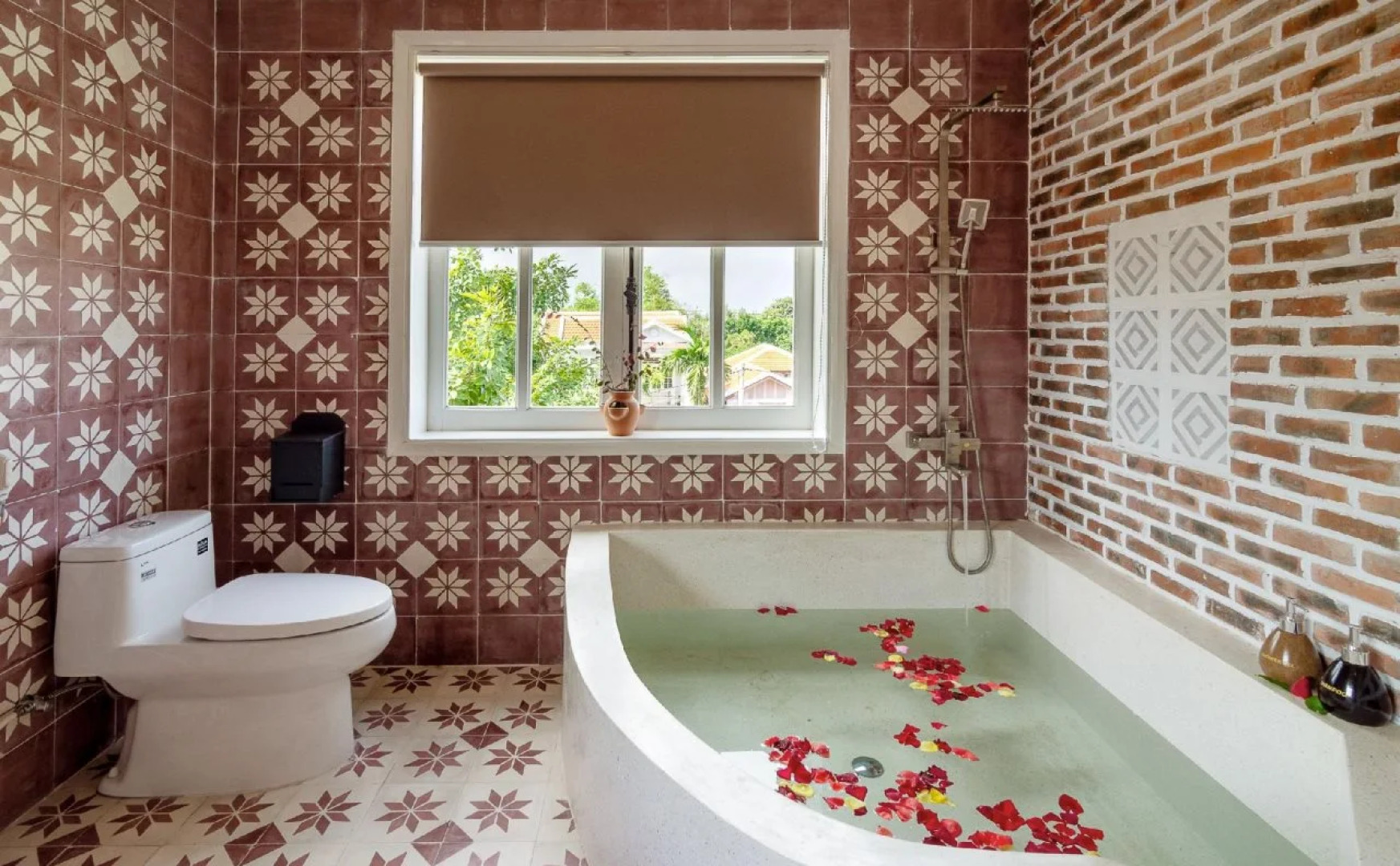 Ancient Garden Boutique Hoi An