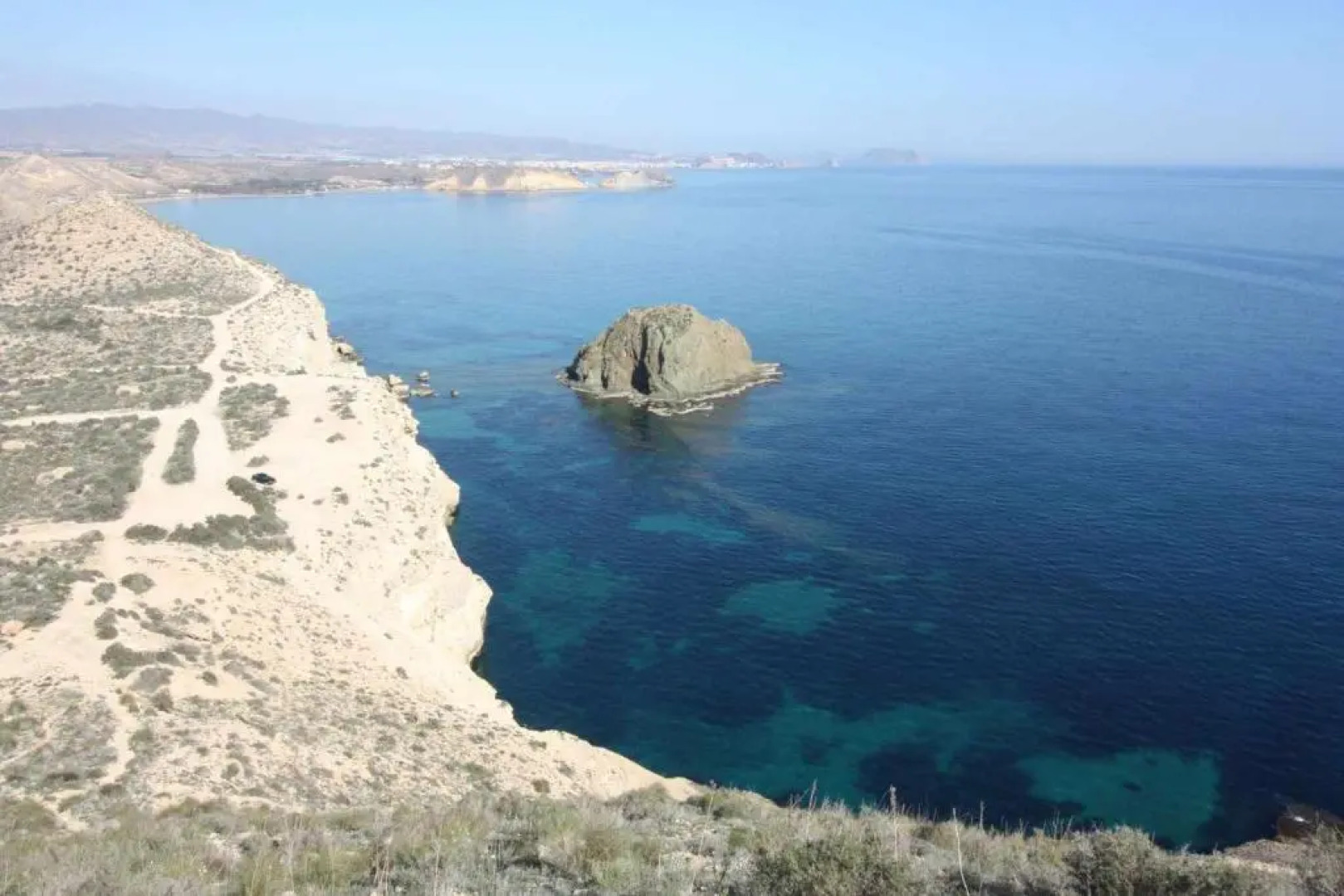 Girasol apartamento para 4 personas con piscina communitaria