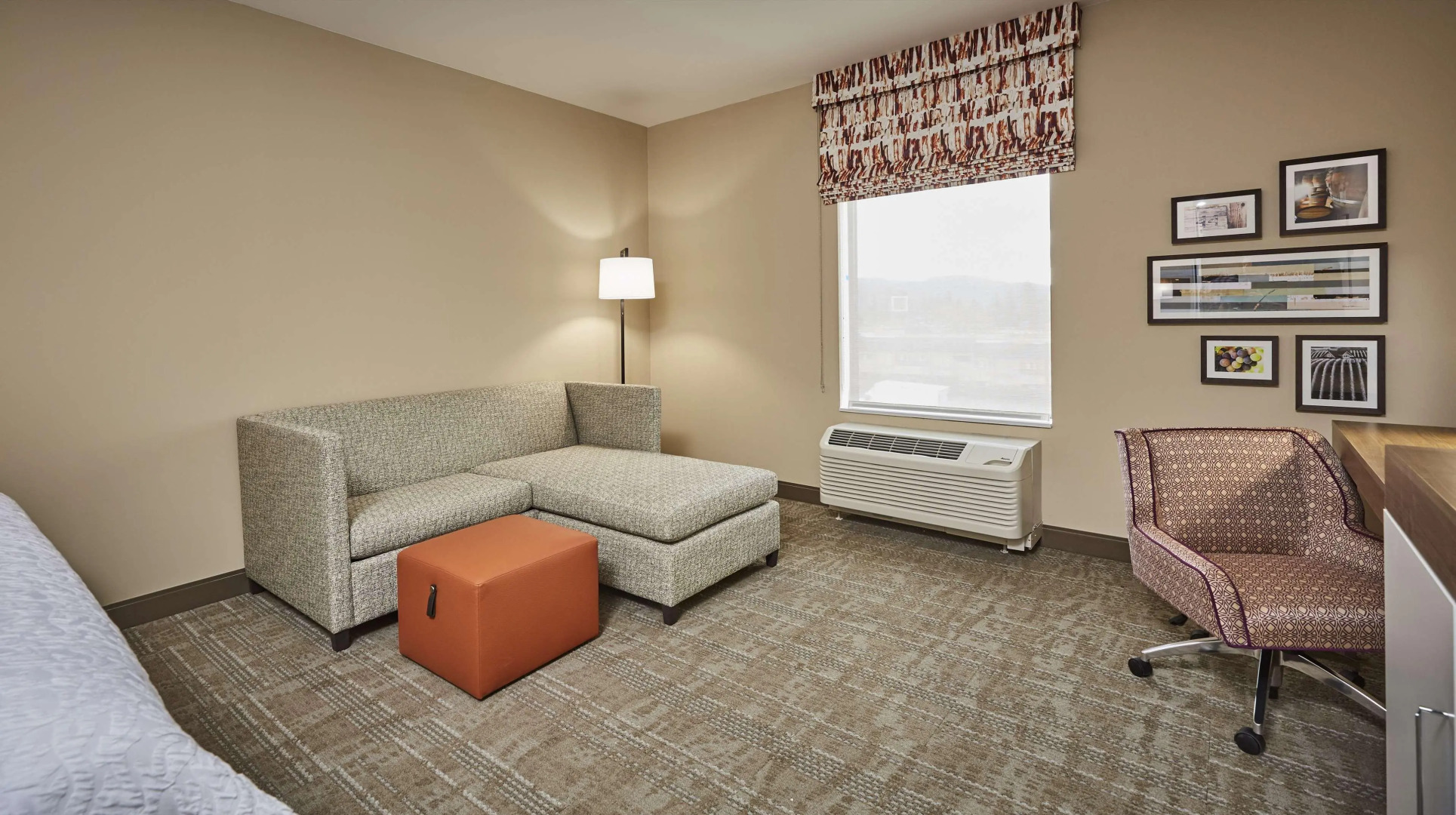 Hampton Inn & Suites Roseburg