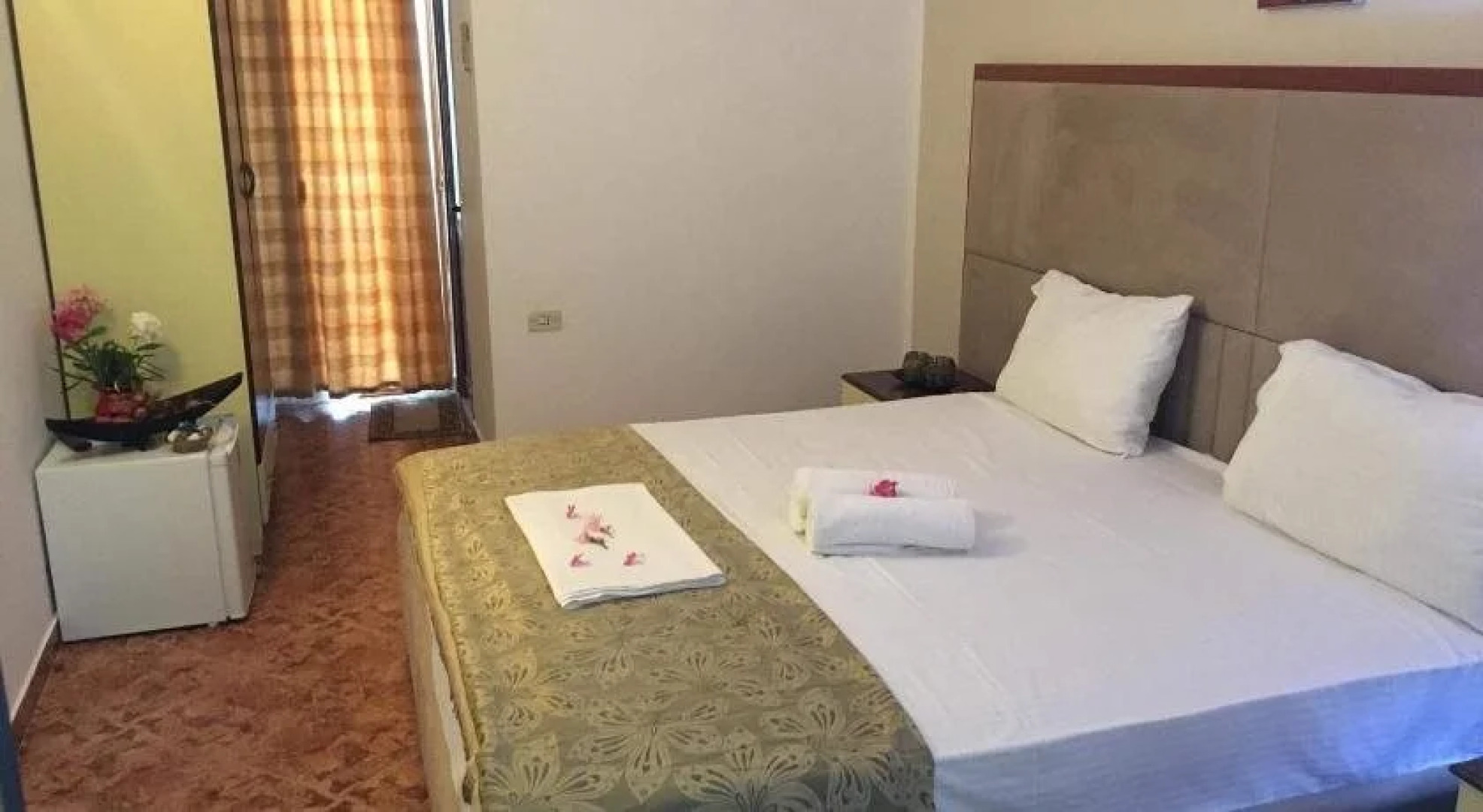 Hotel Pishat e Buta