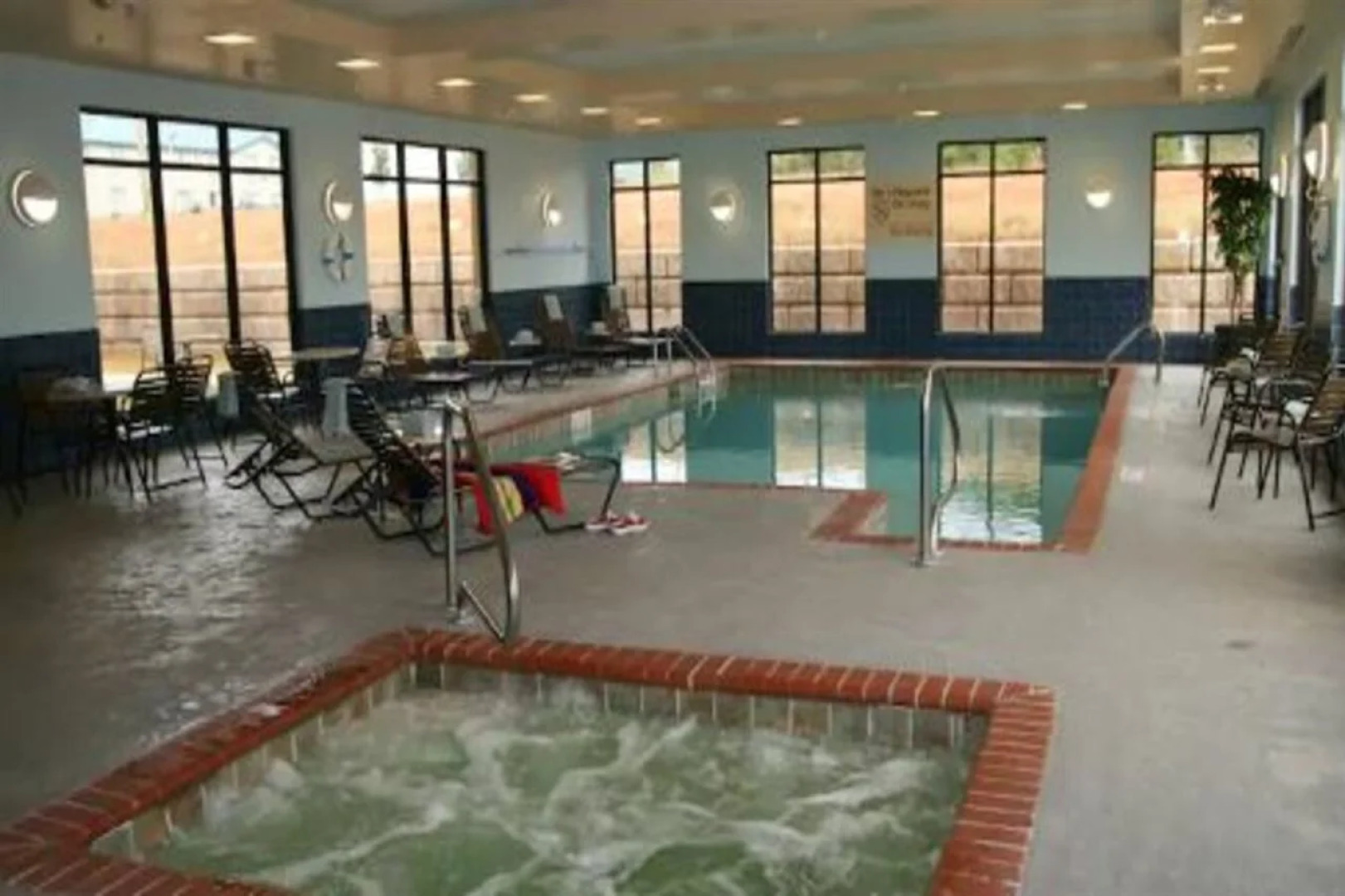 Hampton Inn & Suites McComb