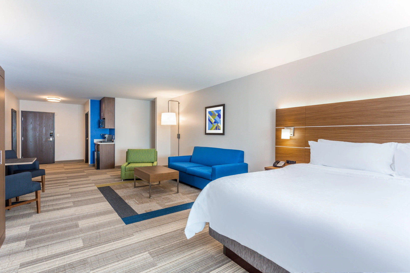 Holiday Inn Express & Suites Eau Claire North by IHG