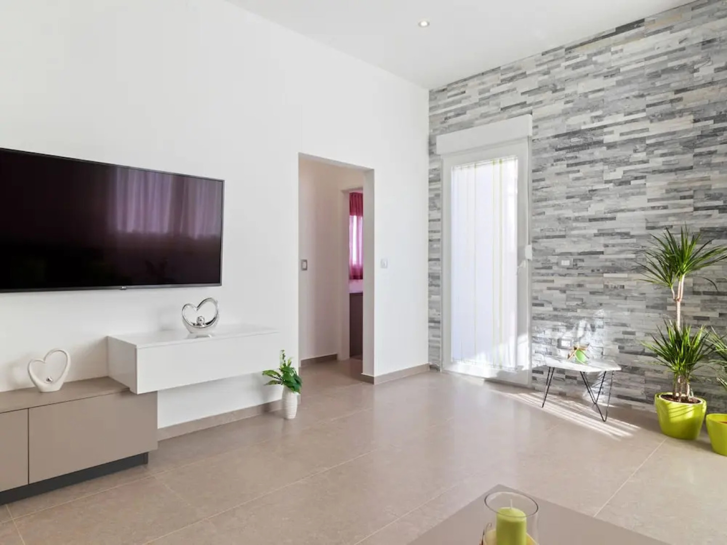 Serene Holiday Home in Novigrad with Private Pool