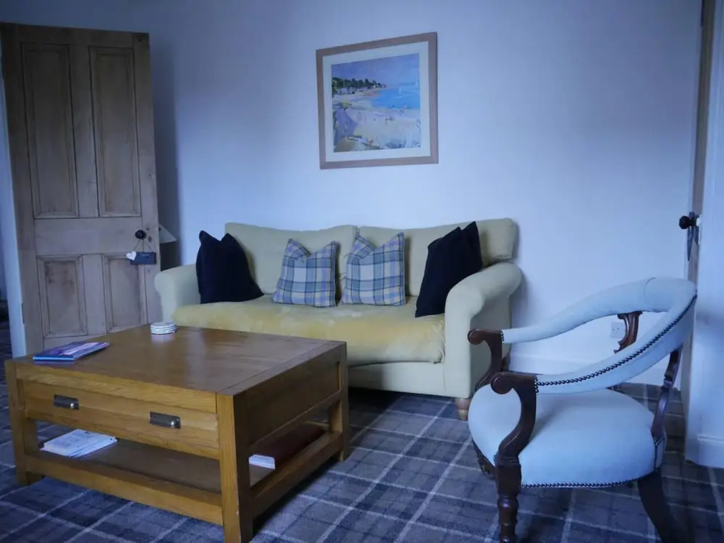 Beautiful 2-bed Apartment in Inverkip Great Garden