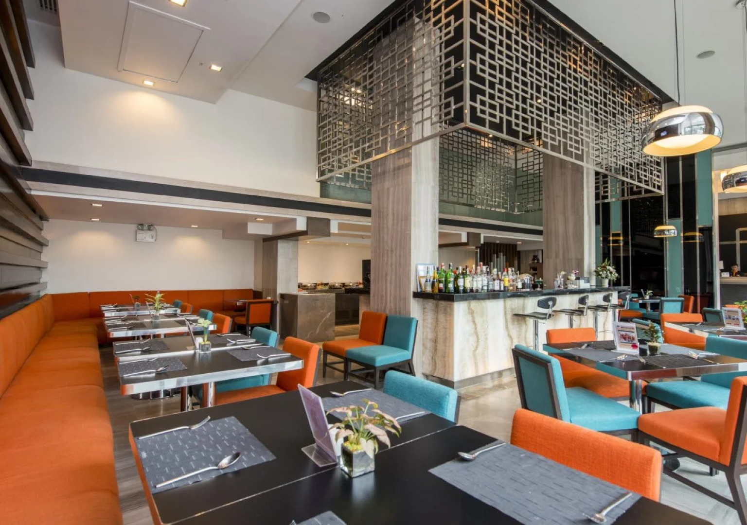 FX Hotel Metrolink Makkasan