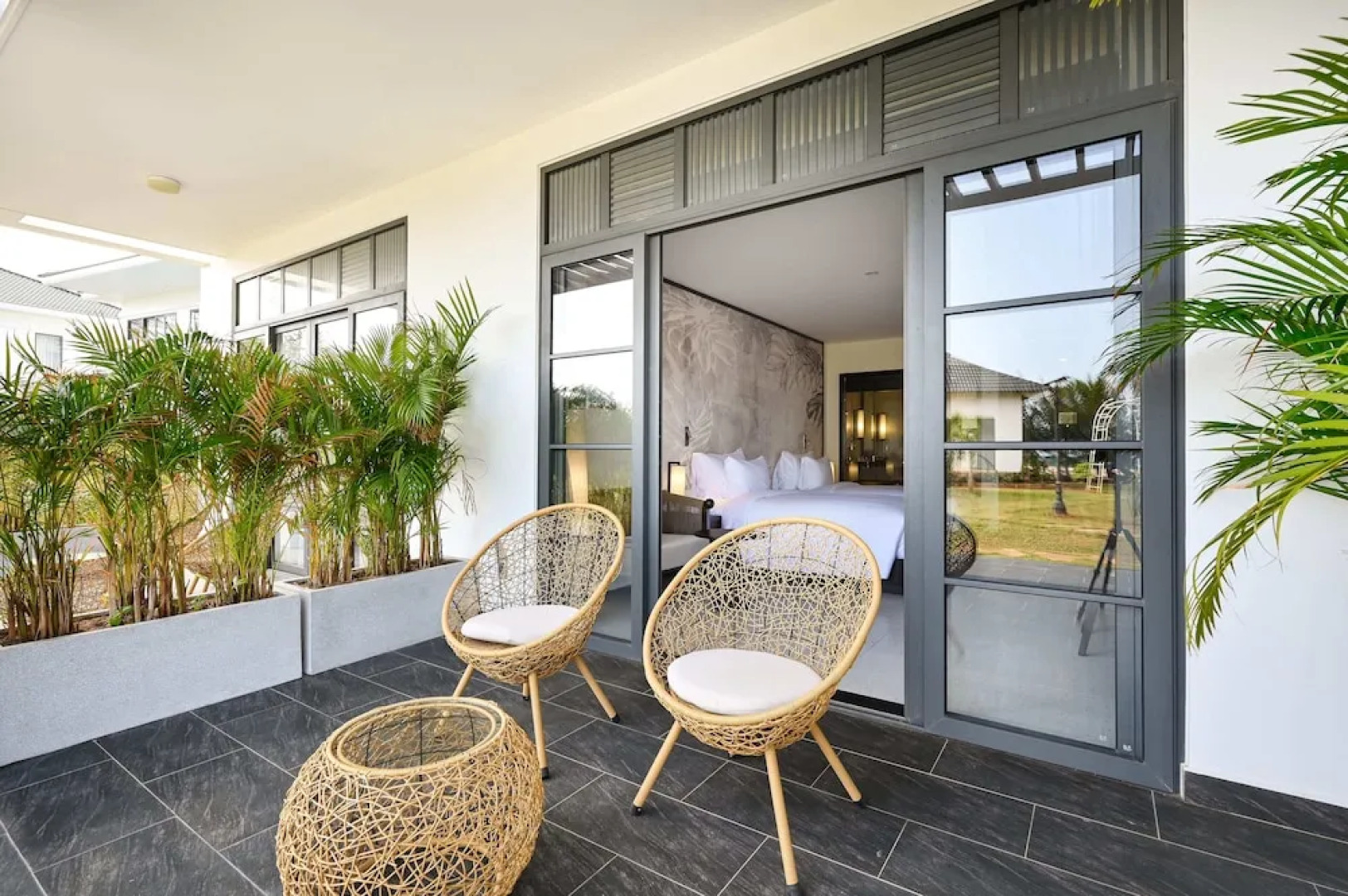 Emerald Ho Tram Resort