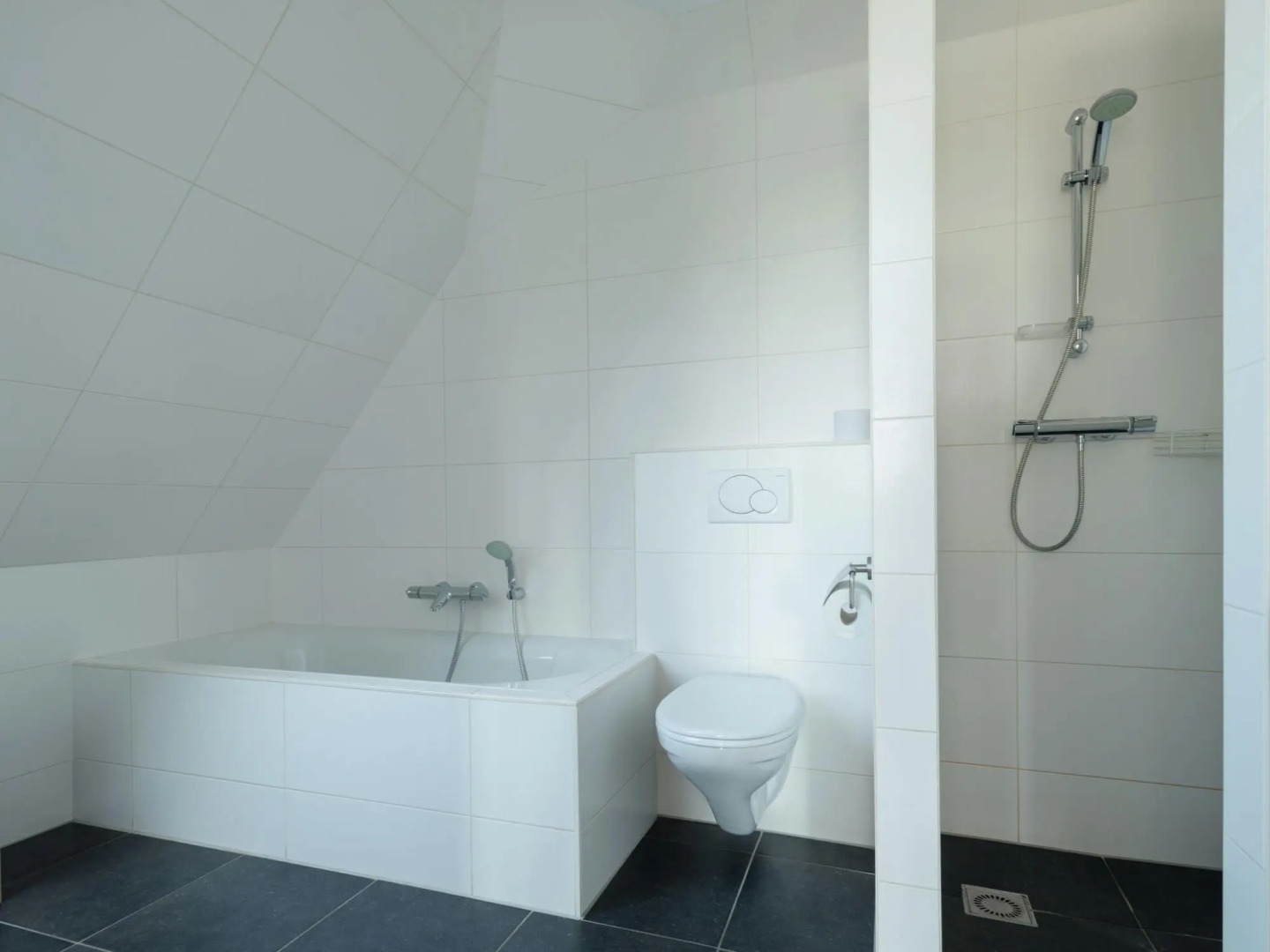 Inviting Holiday Home in Zuidoostbeemster near Center & Forest