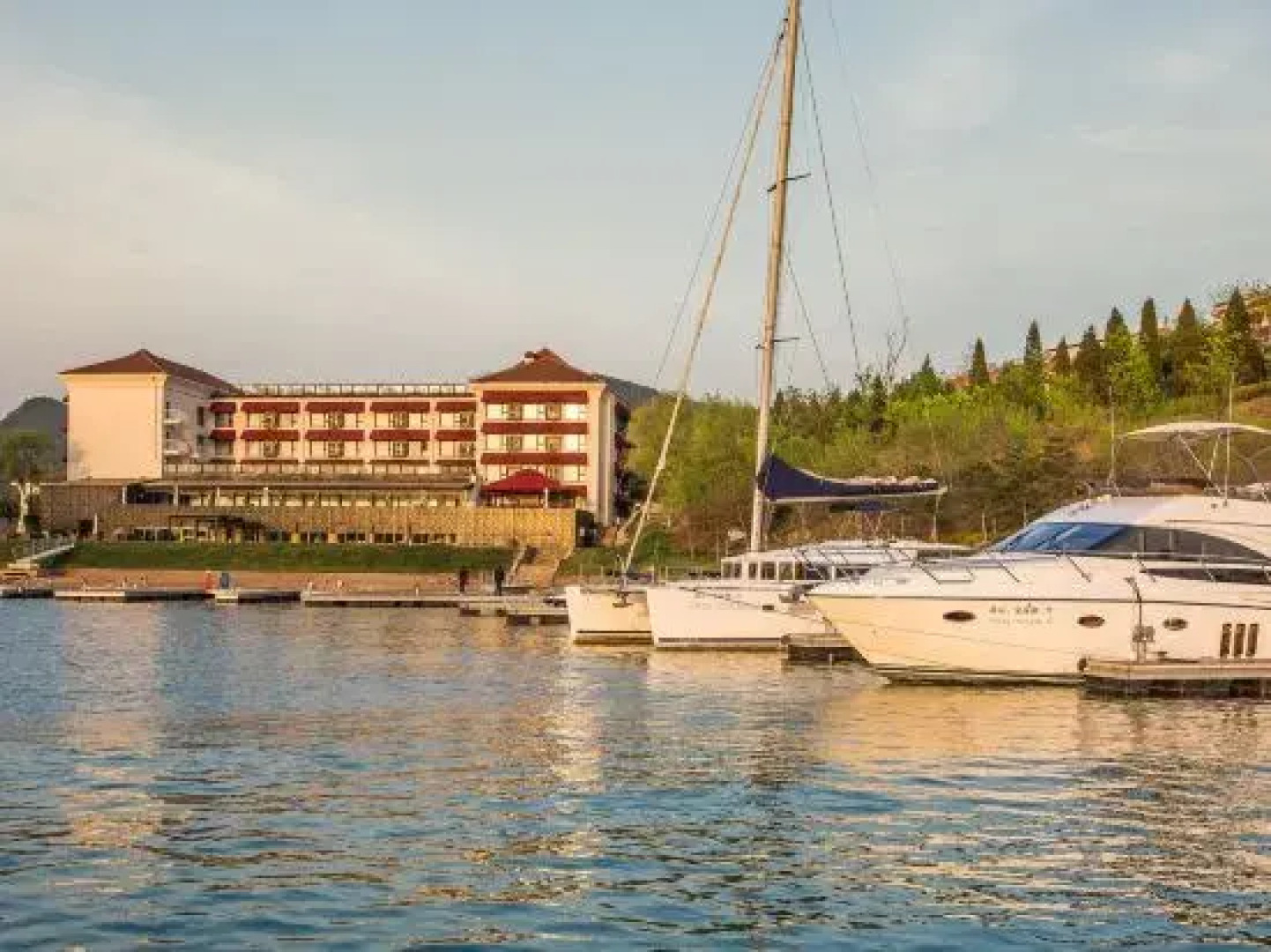 Jinhai Lake Resort Hotel