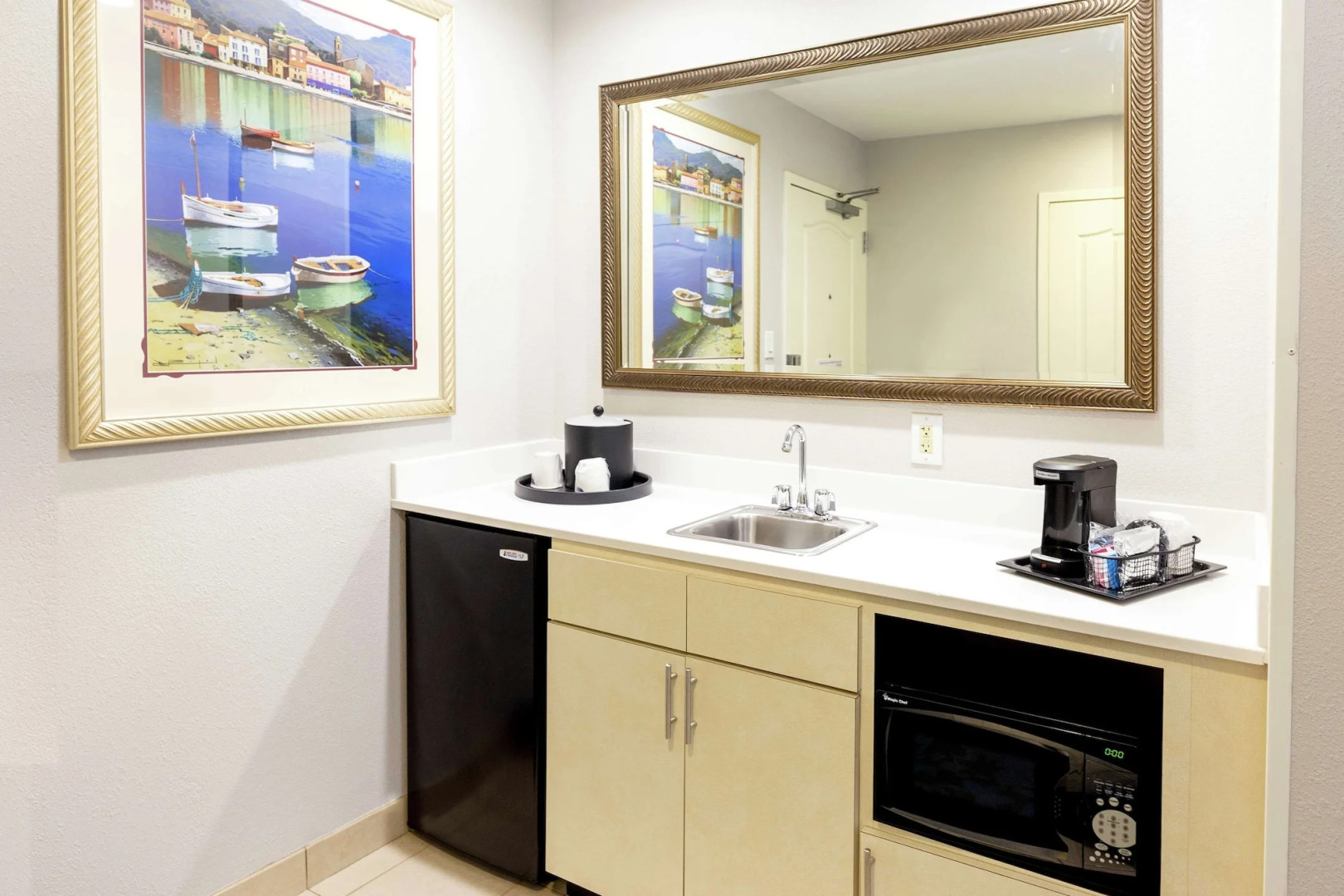 Hampton Inn & Suites Jacksonville Deerwood Park