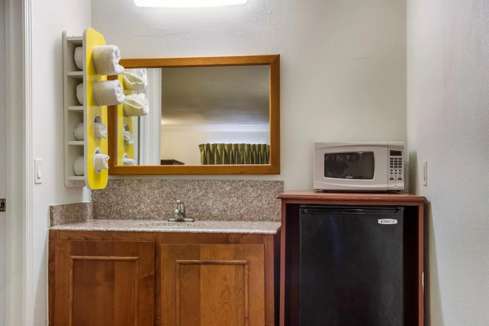 Motel 6 Lake Charles On The Bayou