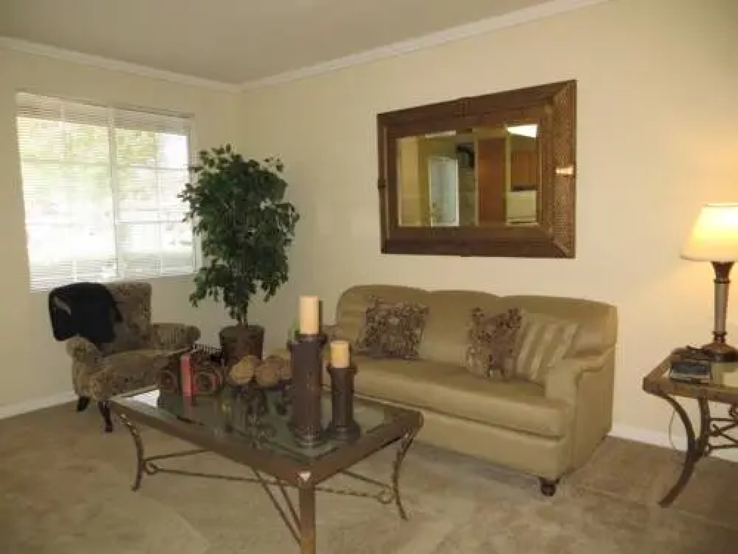 Sacramento Guest Services