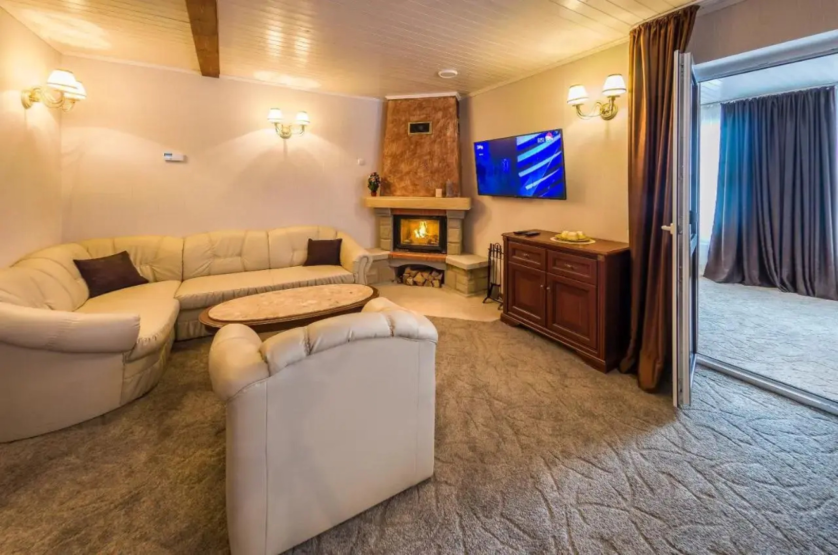 Апартамены VIP 5 каминов