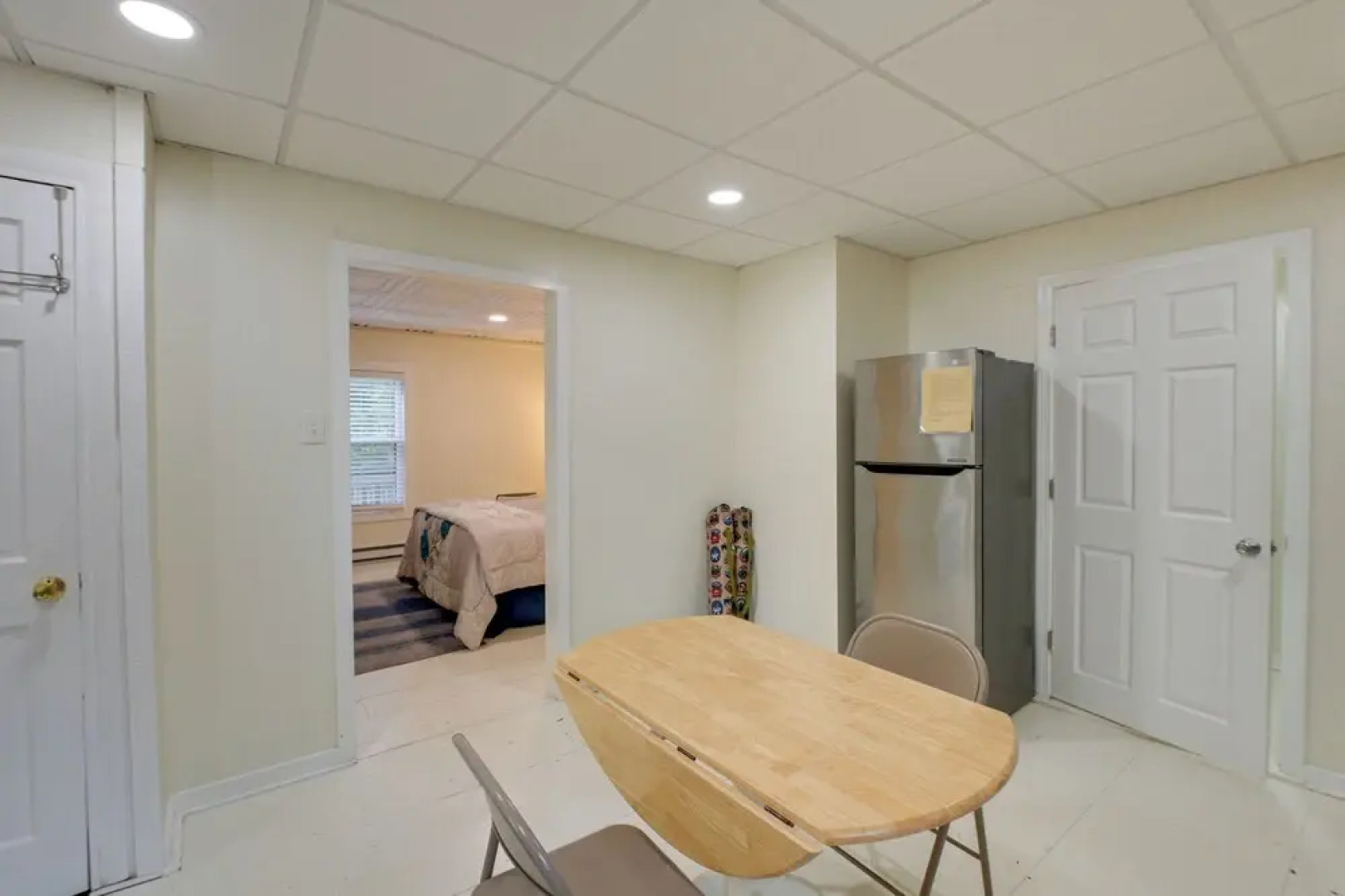 Walk to Harbor: Pet-friendly Apt in Sorrento!